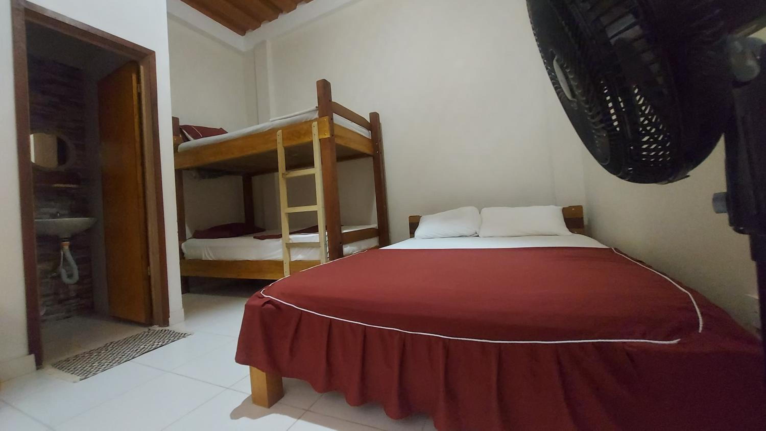 Comfort Triple Room with Shower photo 1