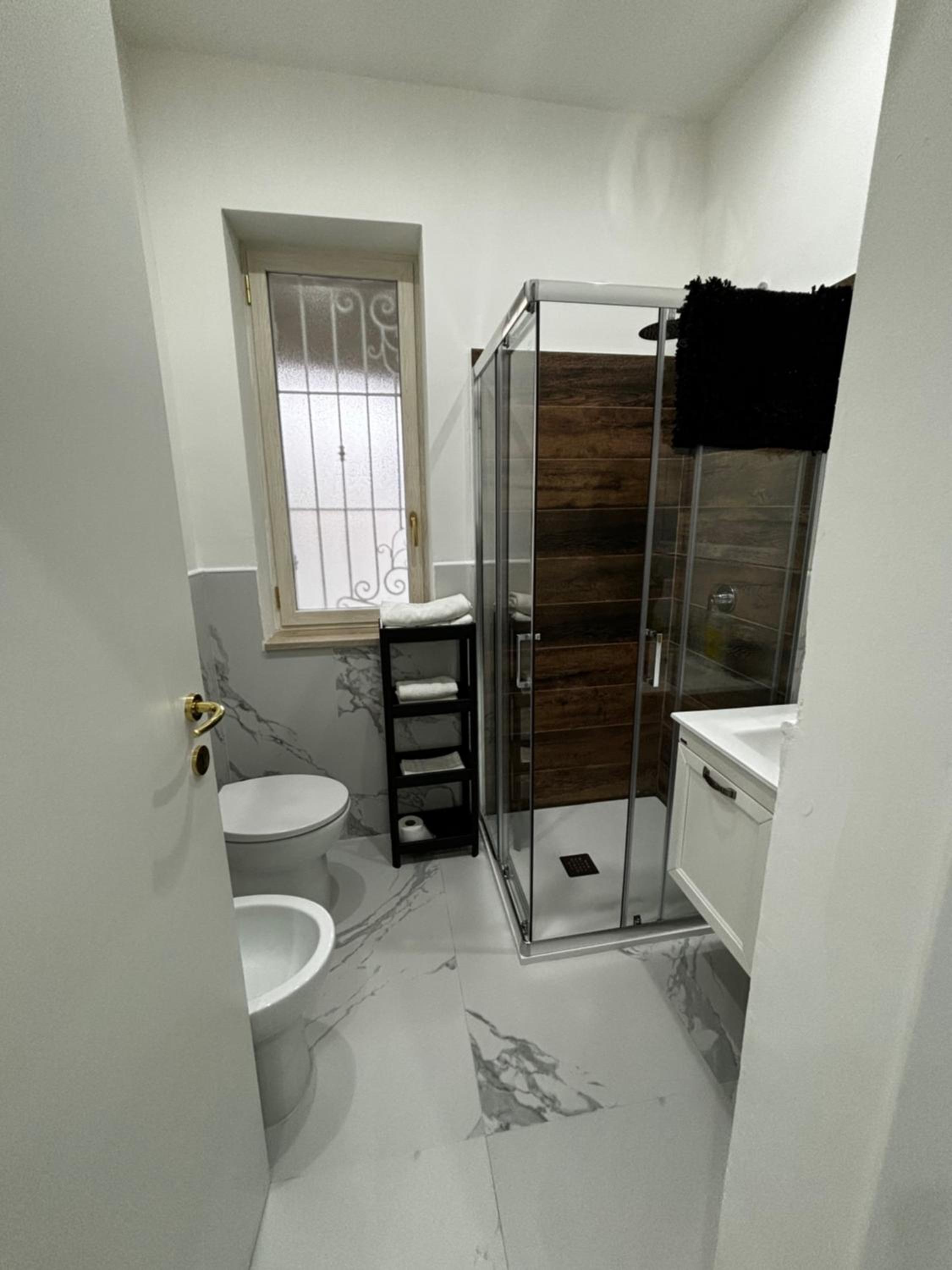 Large Double Room photo 2
