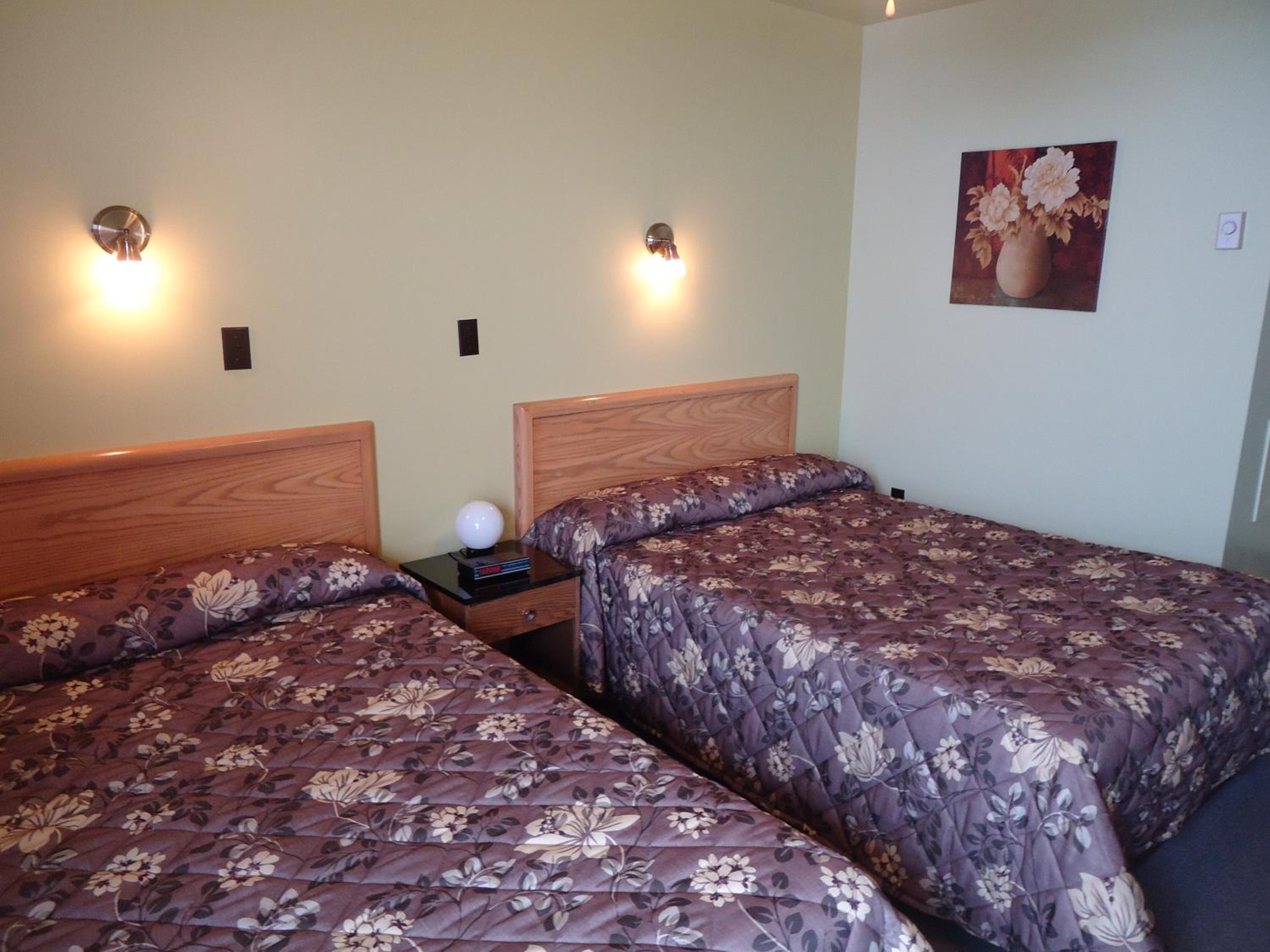 Quadruple Room with Sea View - Photo 2