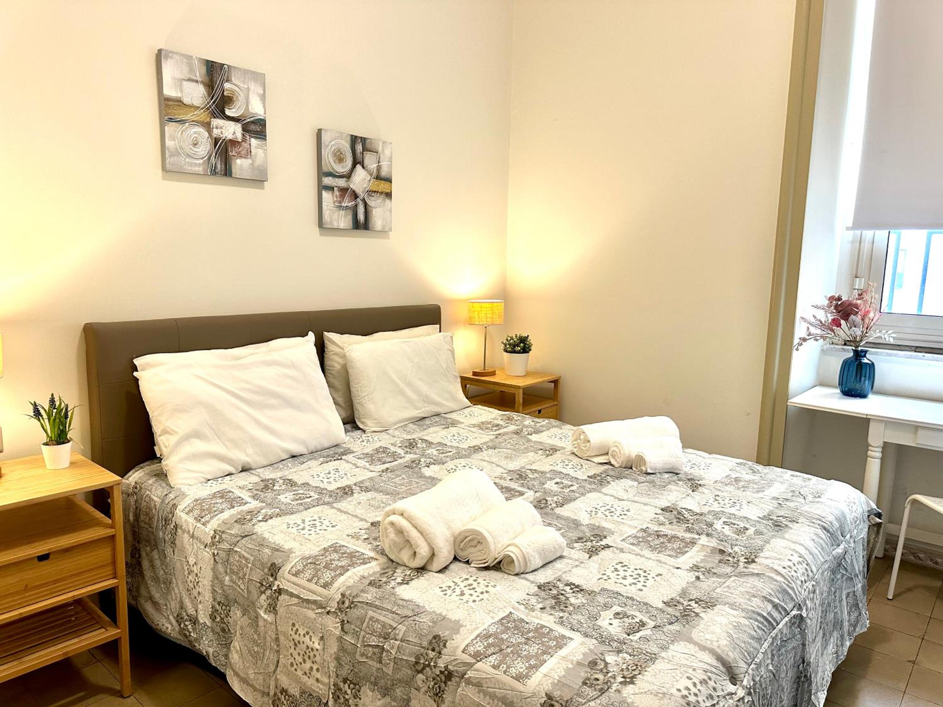 Double Room with Shared Bathroom
