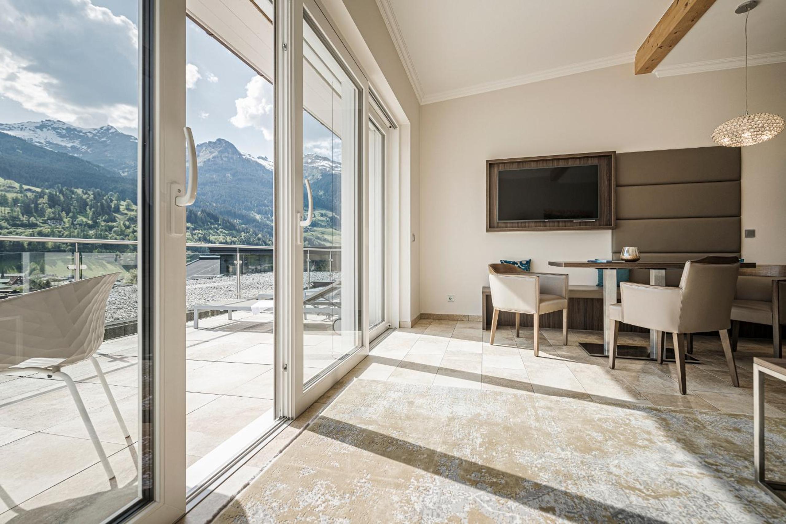 Sky Suite - Free access to Alpentherme photo 1