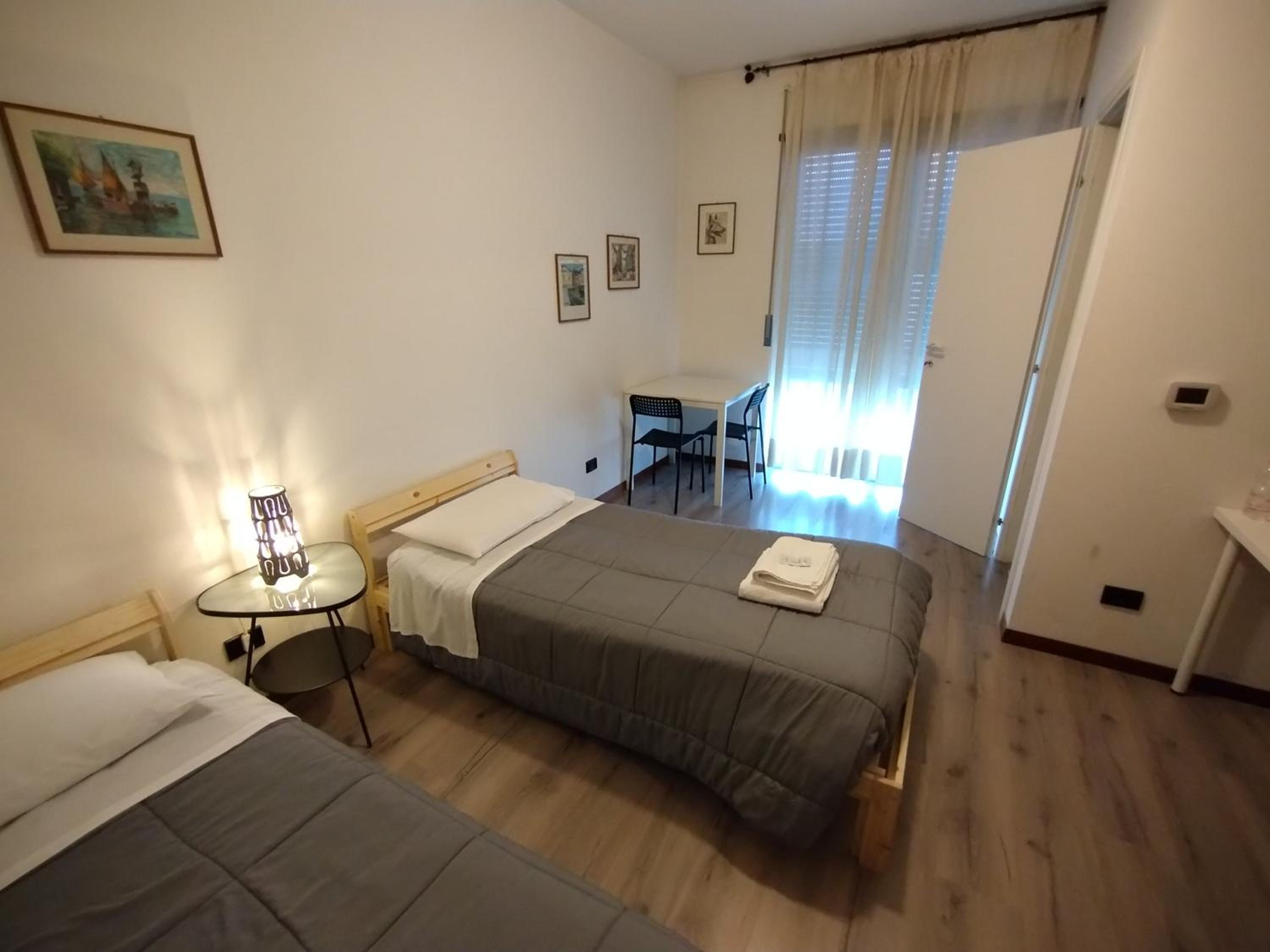 Twin Room with Balcony photo 3