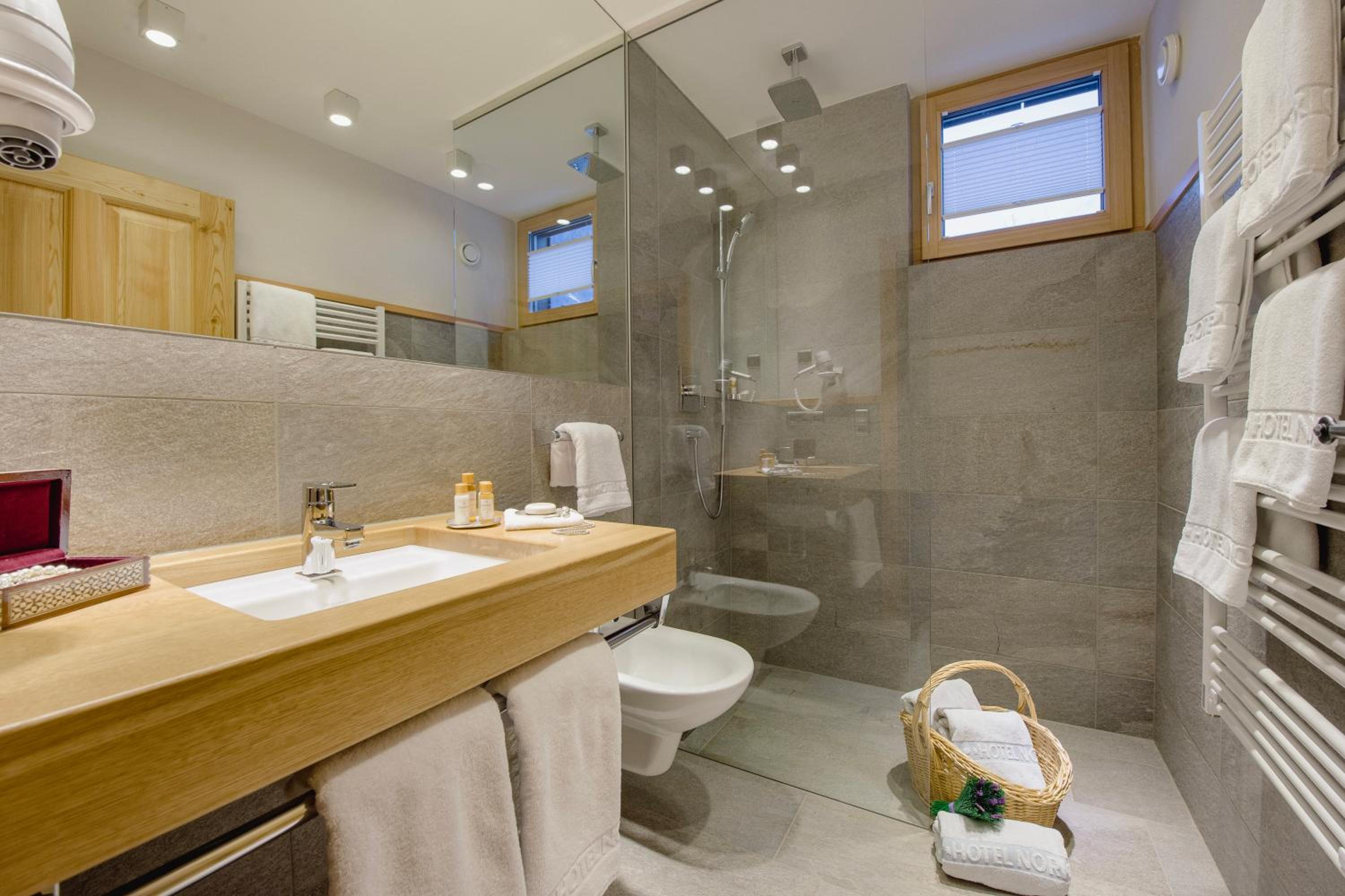 Tower Suite - Free access to Alpentherme photo 2