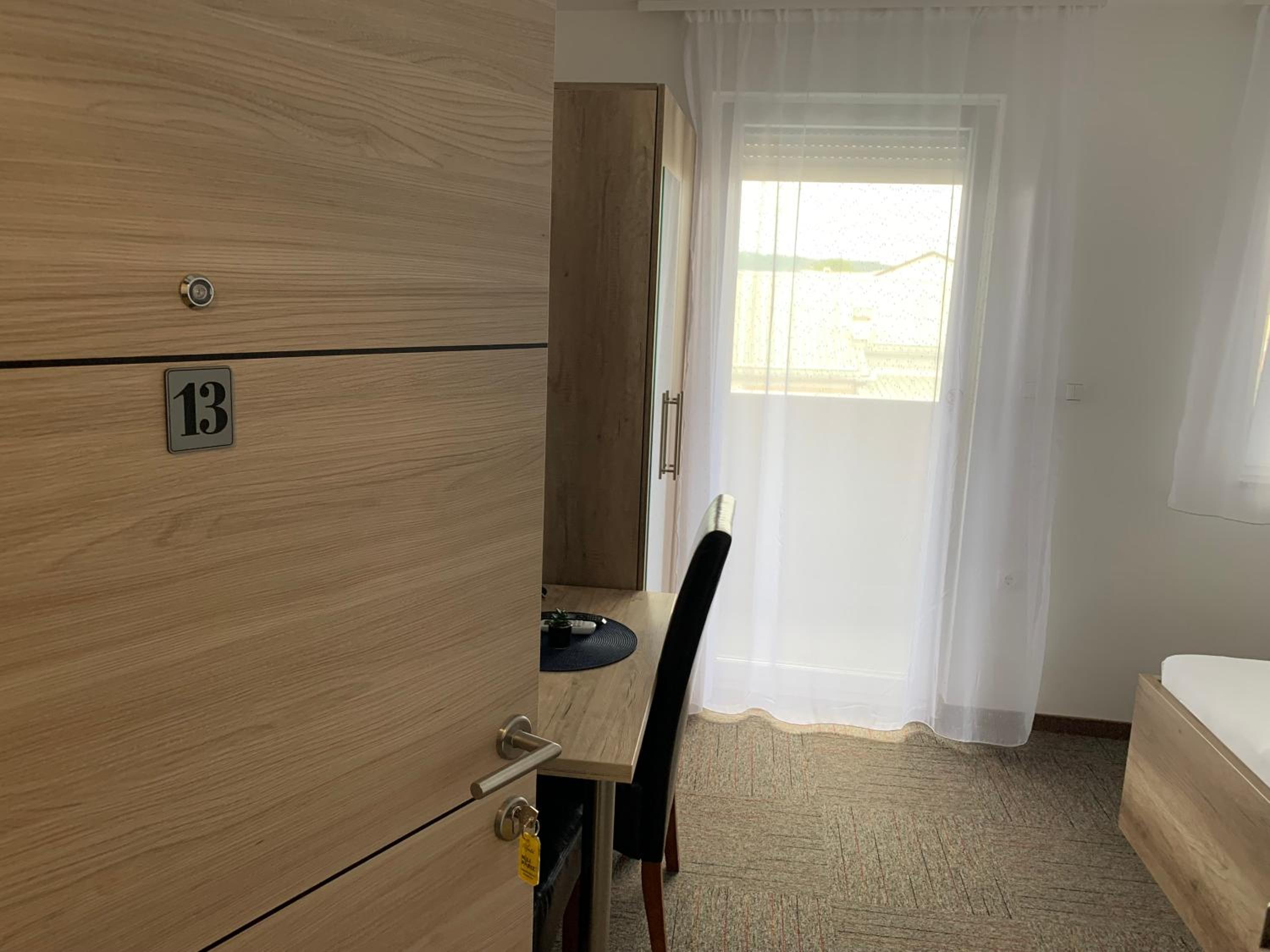 Twin Room photo 1