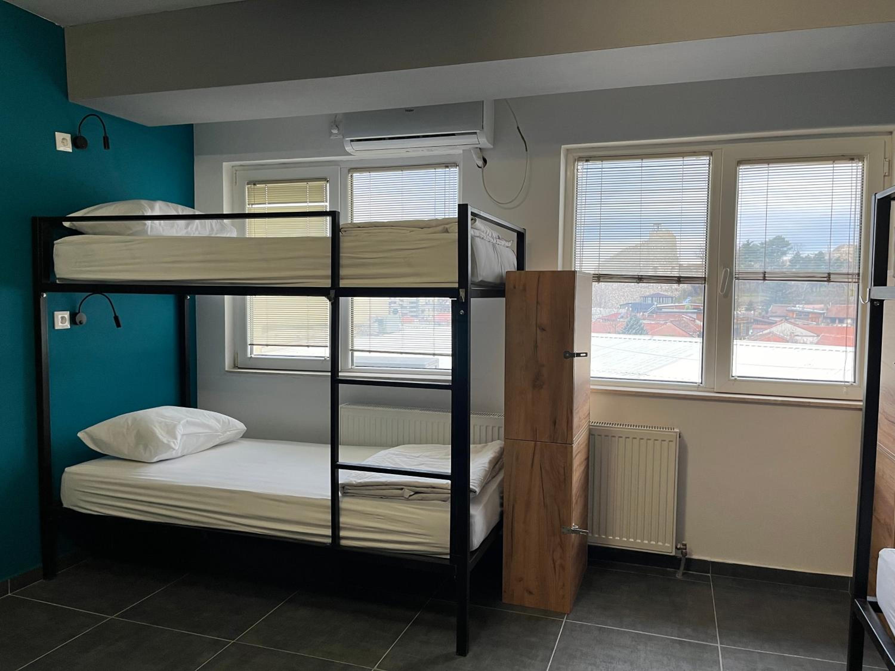 Double Room with Shared Bathroom photo 1