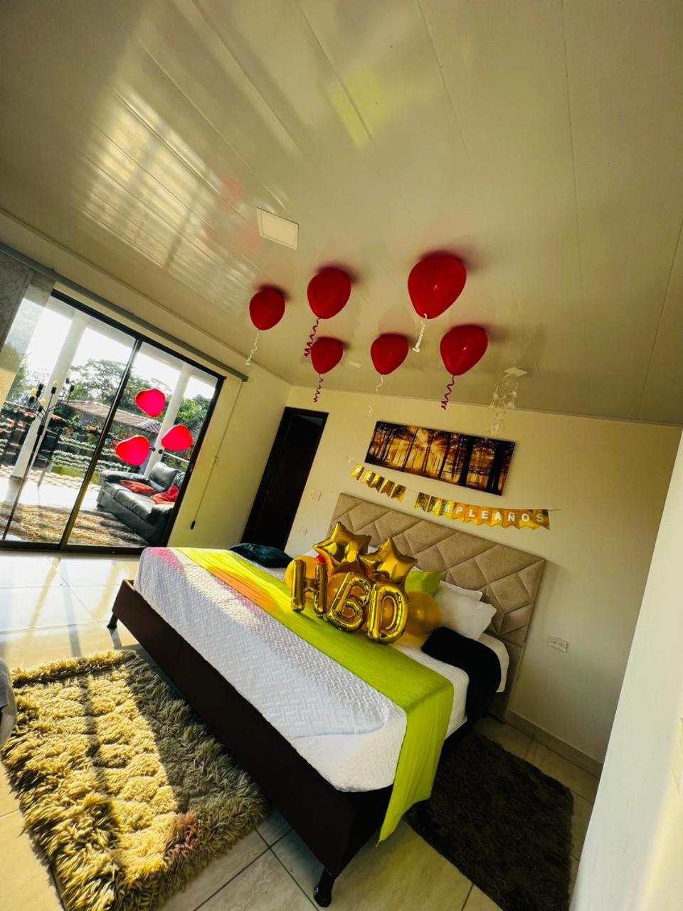 Deluxe King Room photo 3