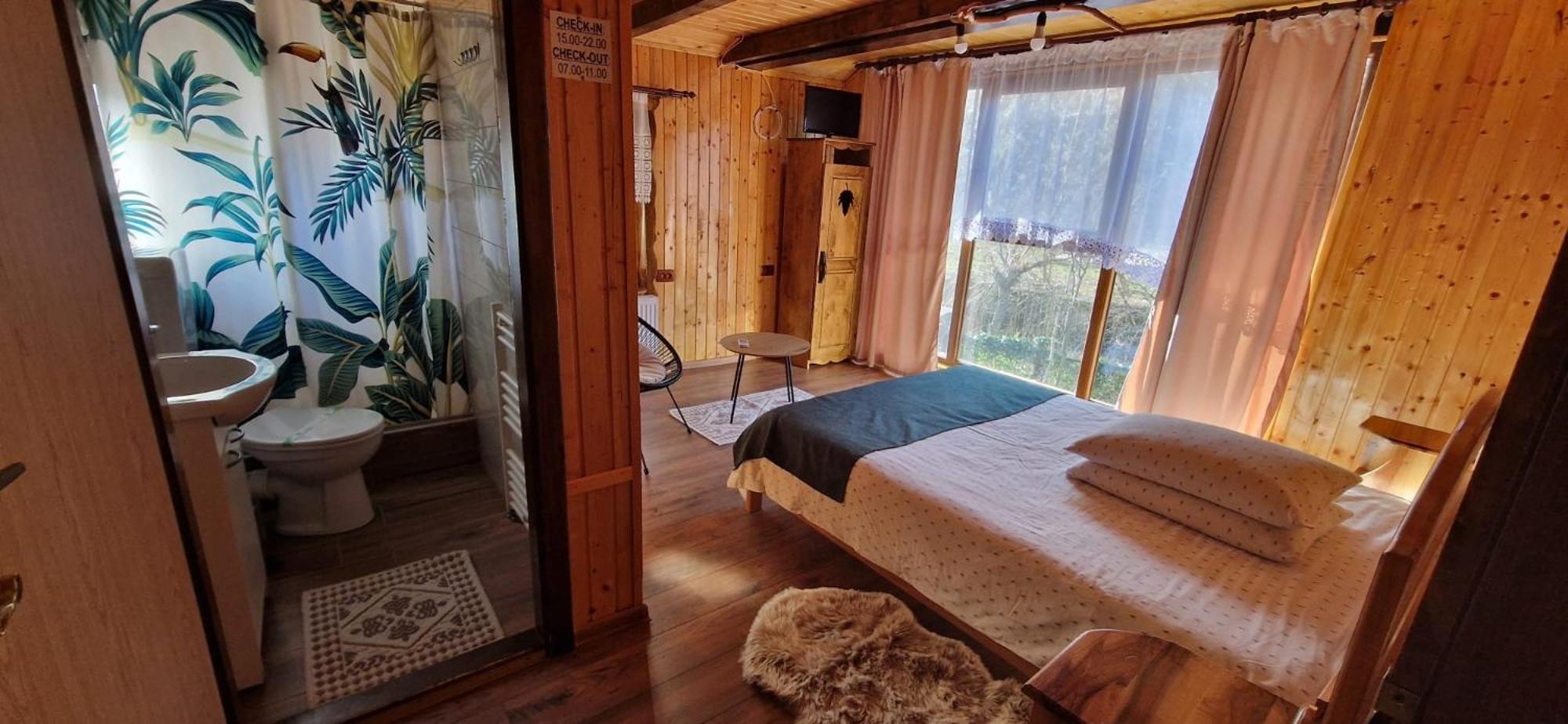 Double Room with Private Bathroom