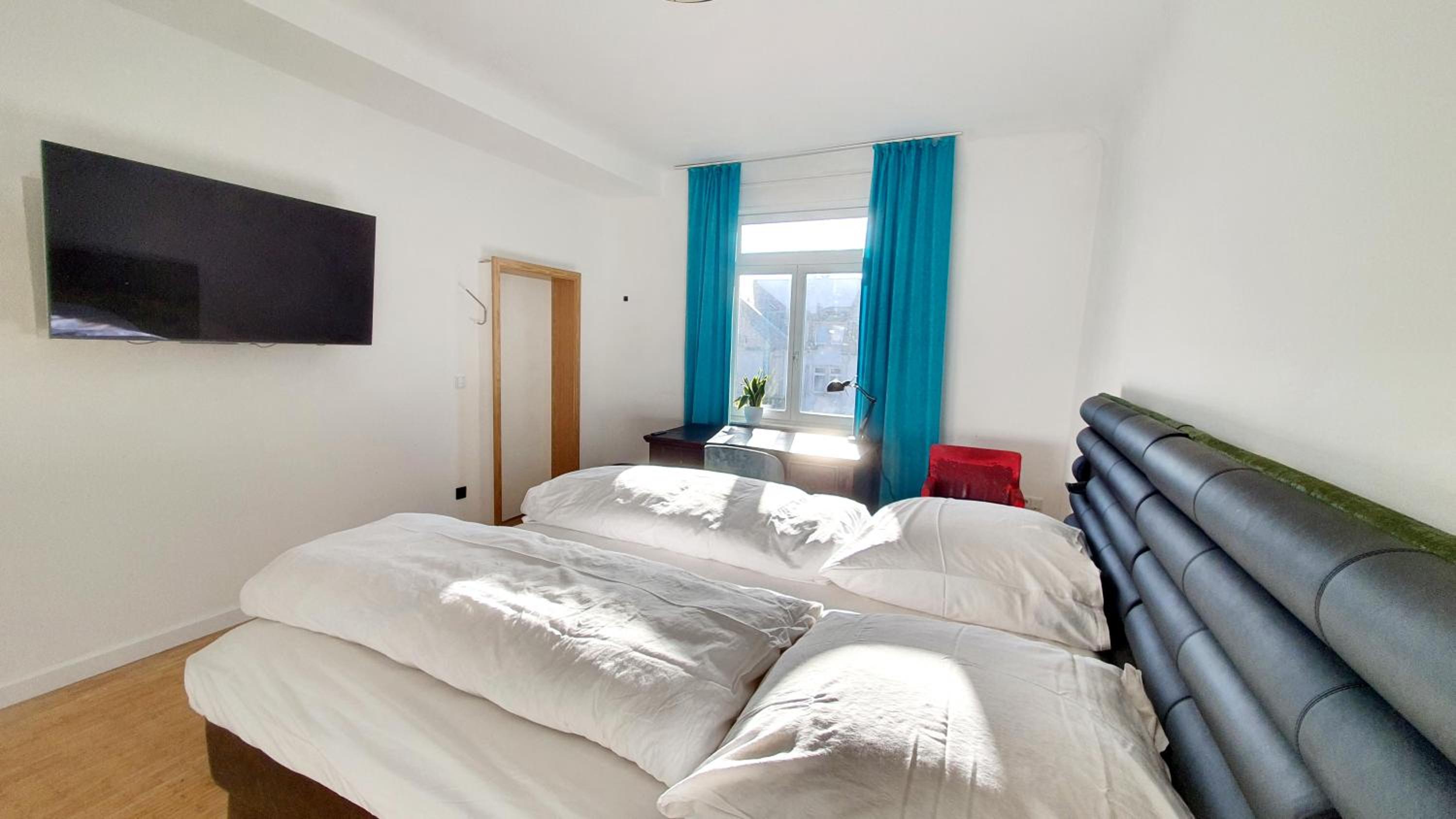 Double Room with Shared Bathroom photo 1