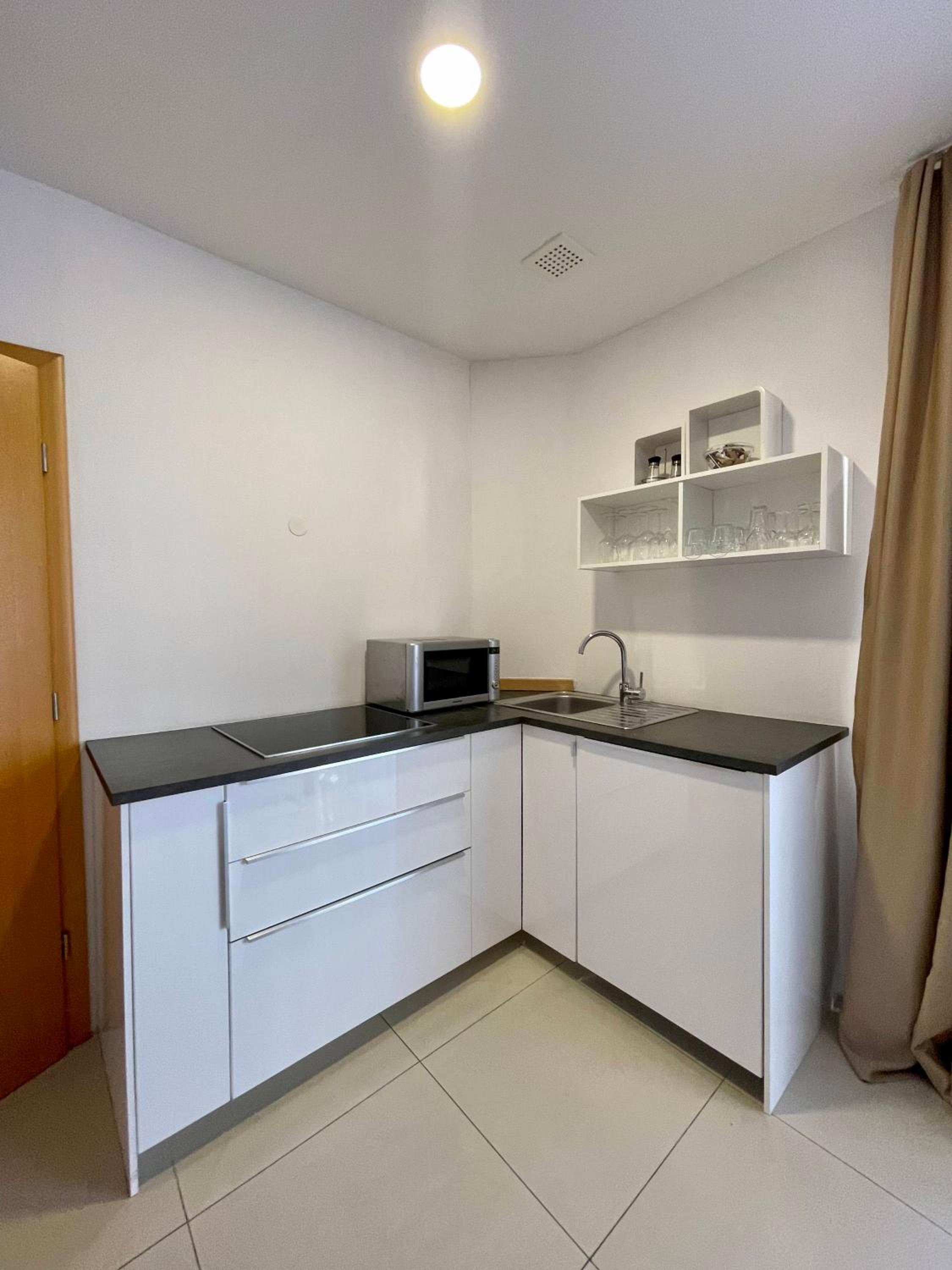 Two-Bedroom Apartment with Patio and Castle View photo 3