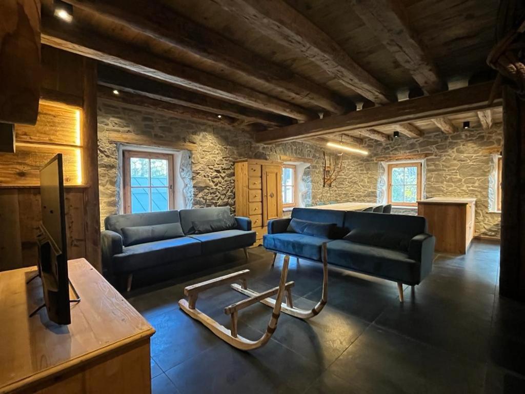 Three-Bedroom Apartment photo 3