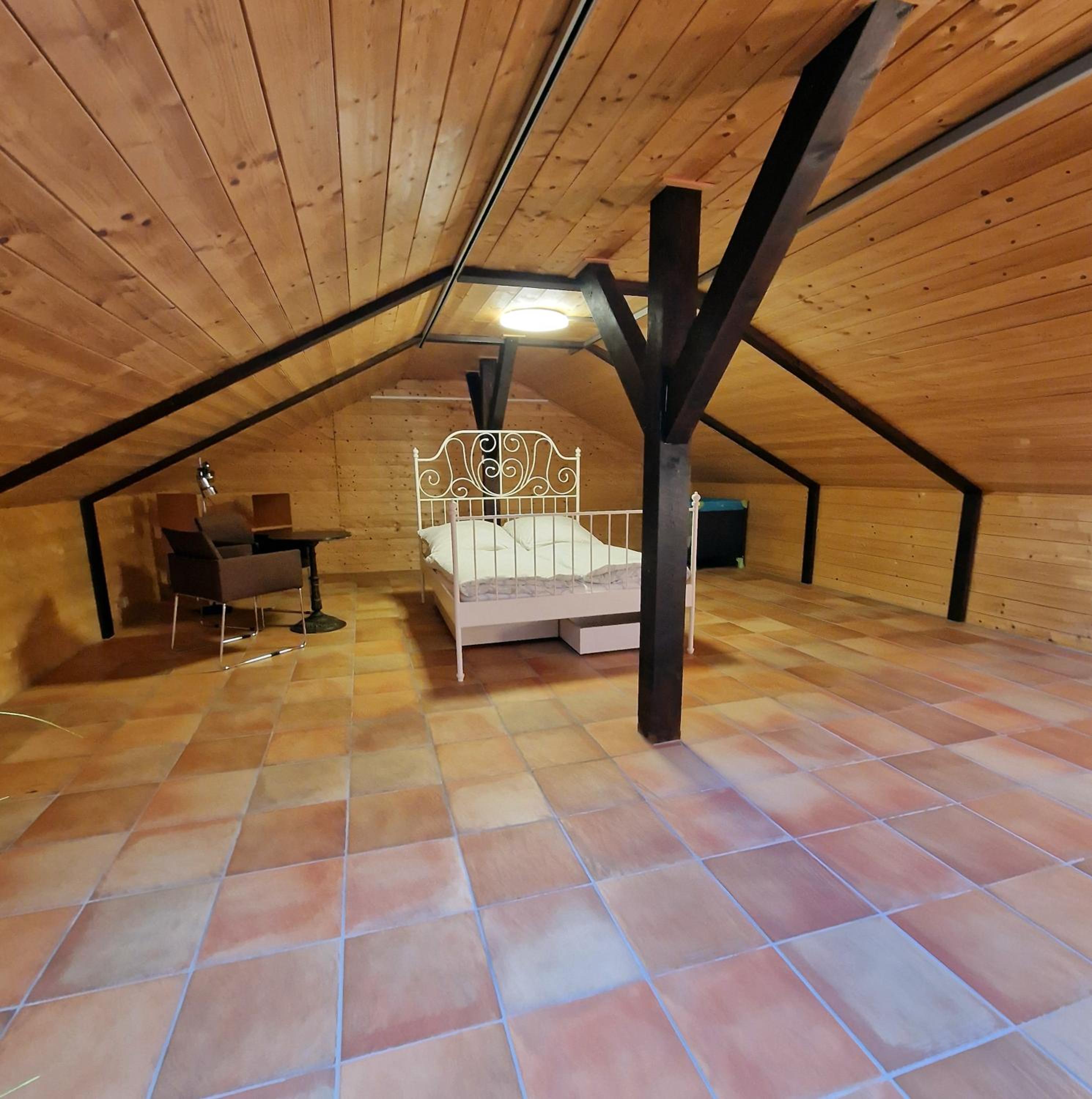 Apartment - Split Level photo 1