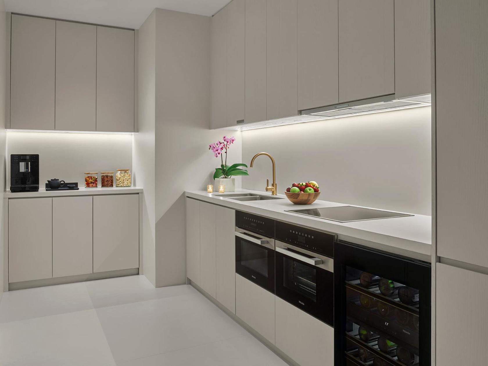 EDITION Penthouse, 1 Bedroom Presidential Suite, 1 King, Garden view, Top floor, Whirlpool photo 2