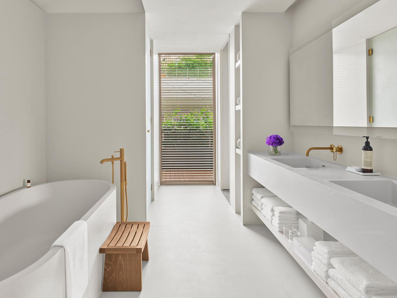 EDITION Penthouse, 1 Bedroom Presidential Suite, 1 King, Garden view, Top floor, Whirlpool EDITION Penthouse, 1 Bedroom Presidential Suite, 1 King, Garden view, Top floor, Whirlpool
