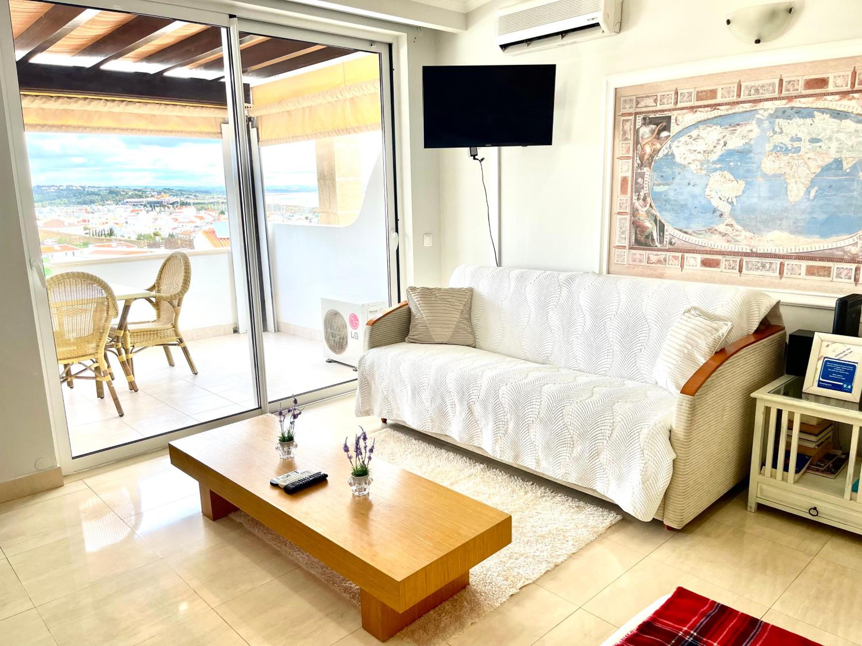 Apartment with Sea View