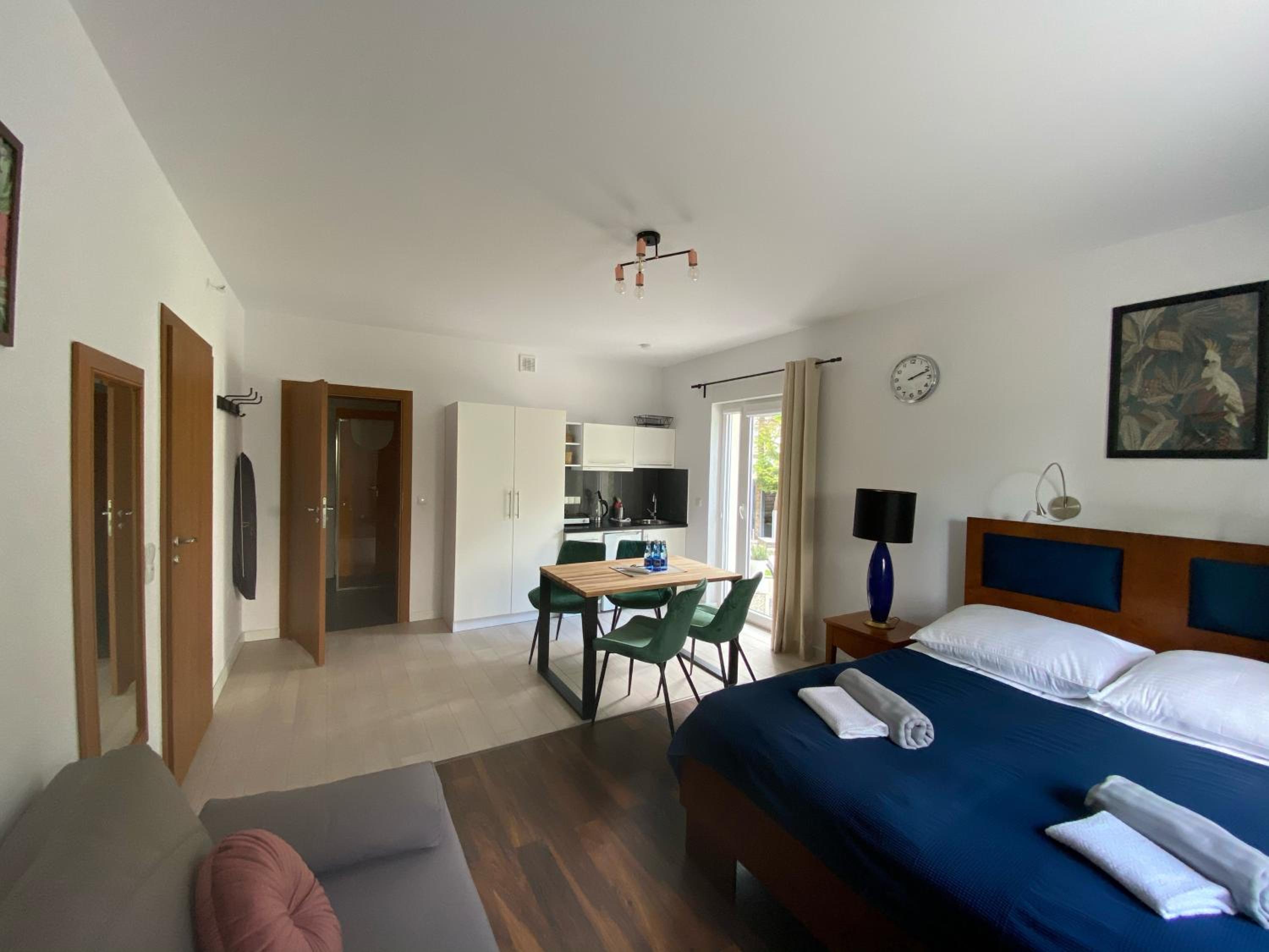 Deluxe Apartment