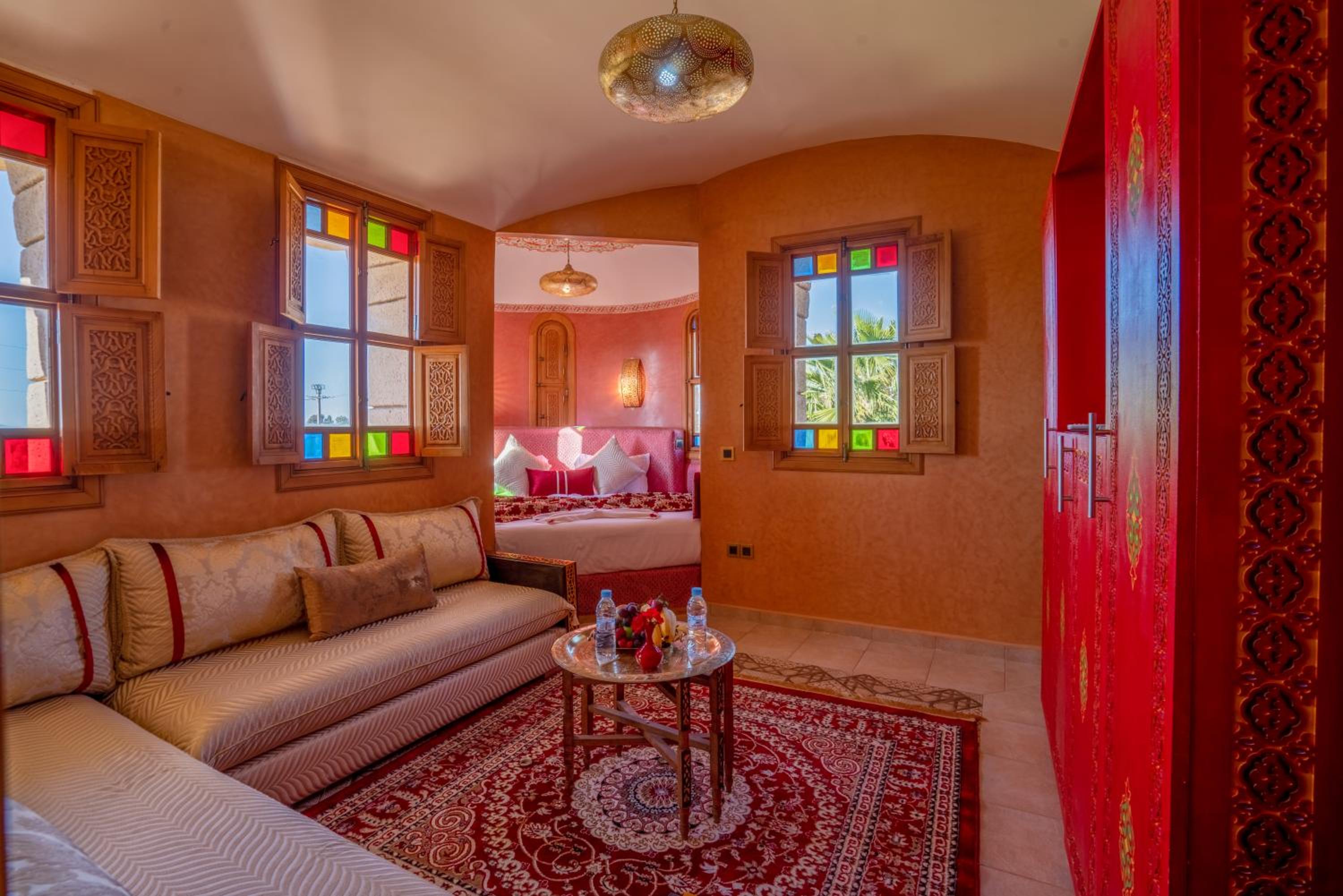 Executive Suite - Photo 3