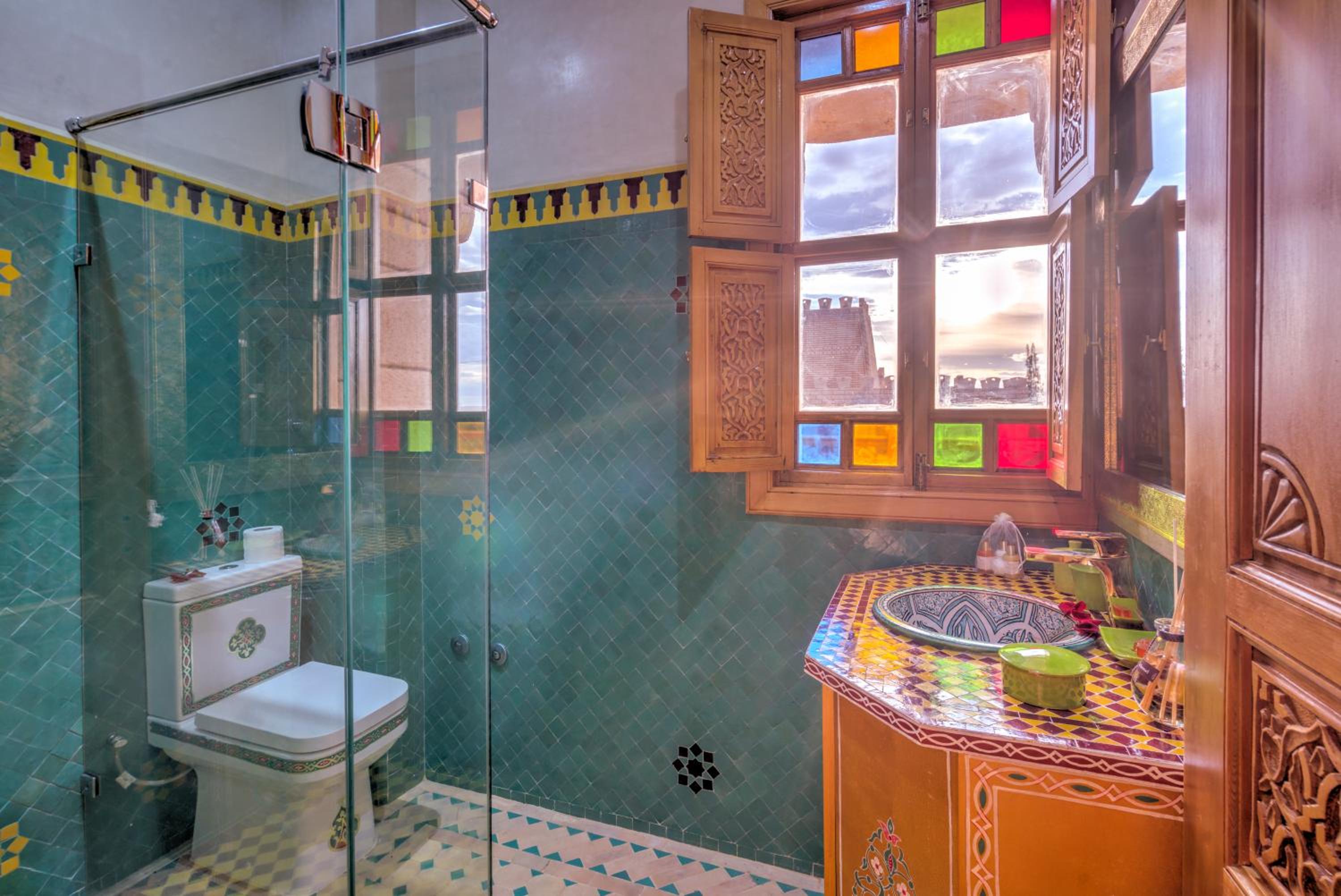 Junior Suite With Pool View - Photo 2