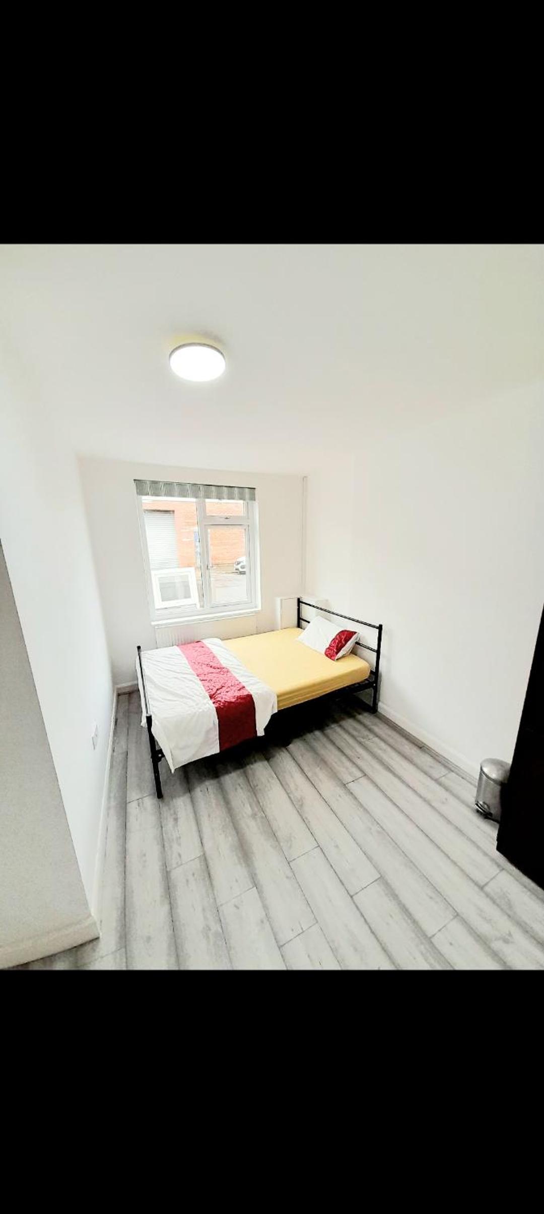 Double Room with Private Bathroom photo 2