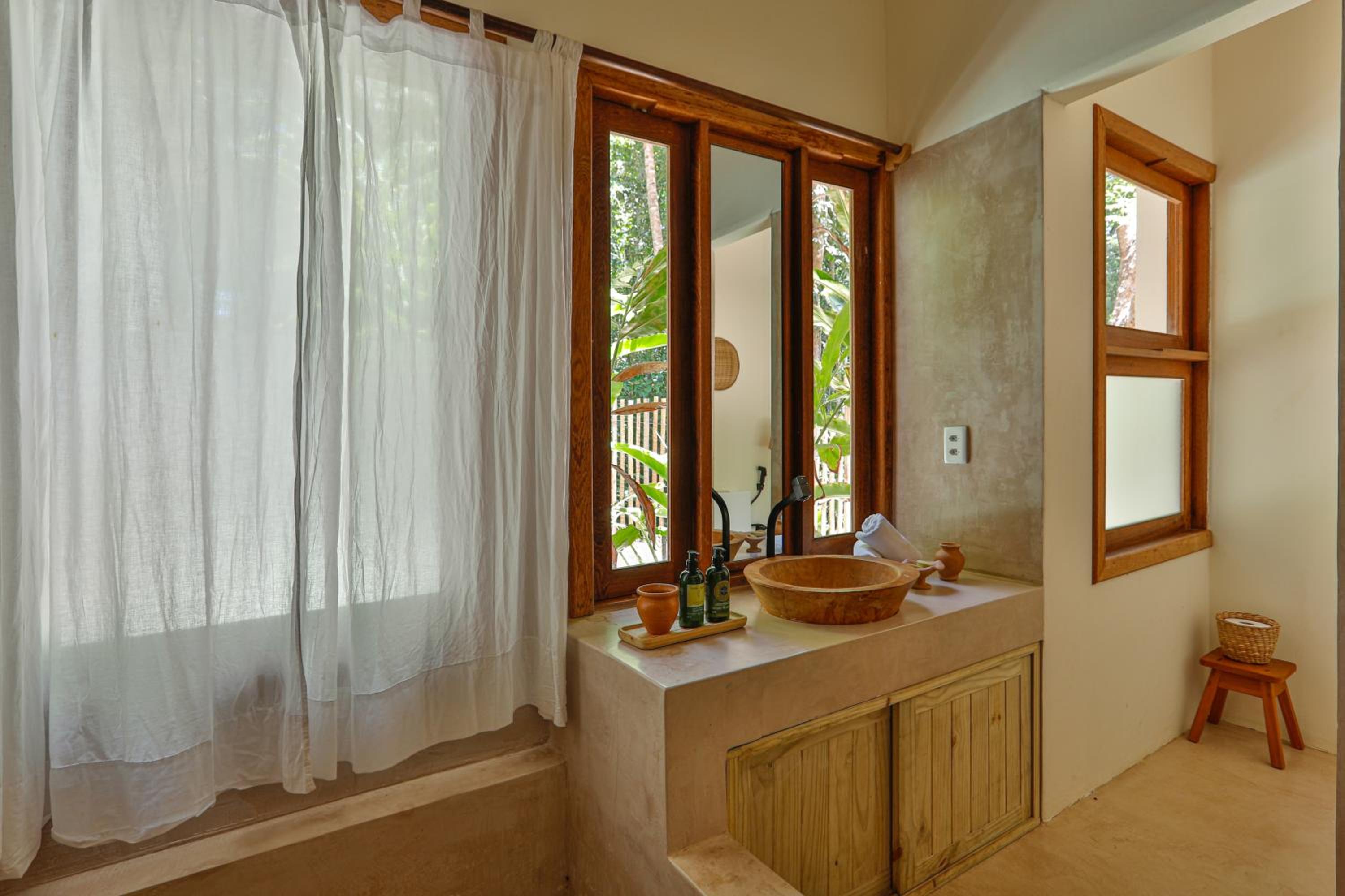 One-Bedroom House - Photo 15