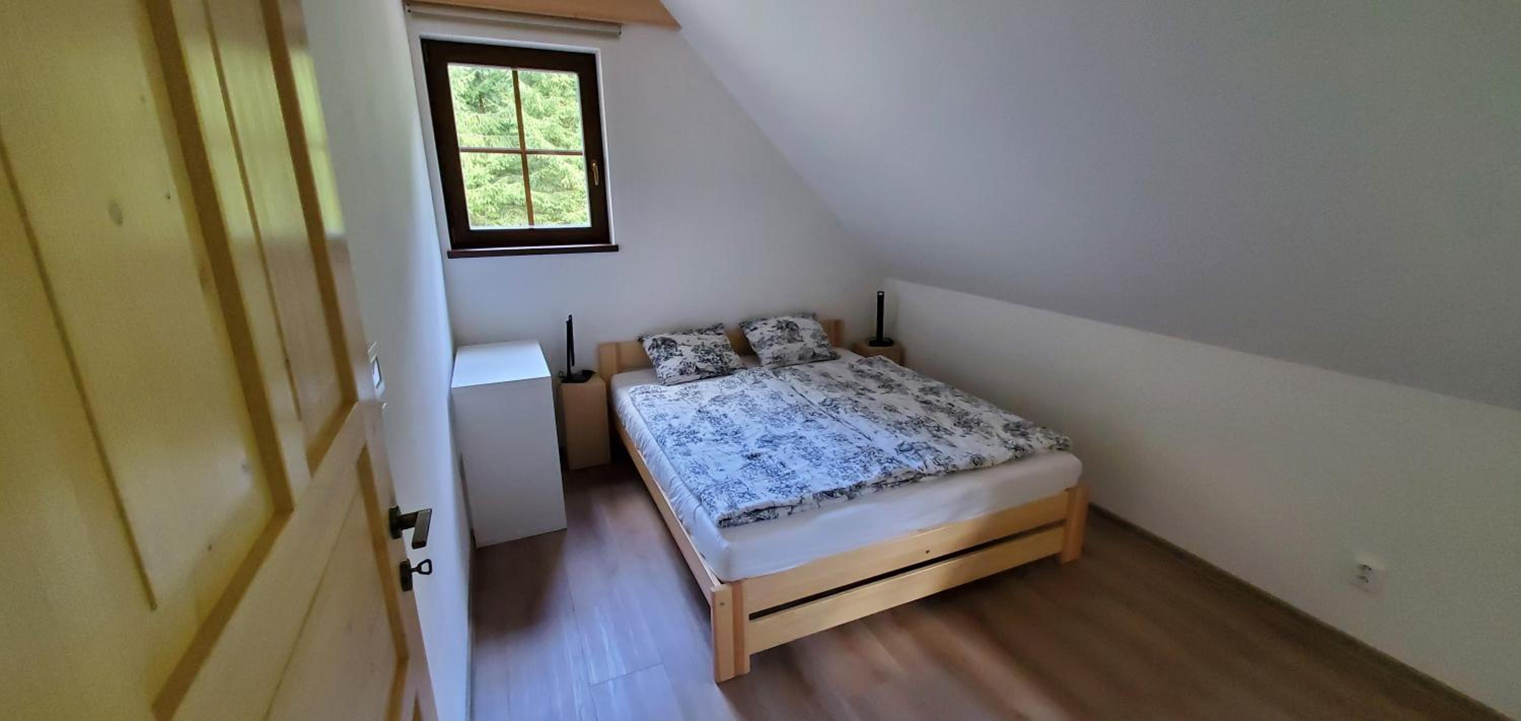 Three-Bedroom House photo 2