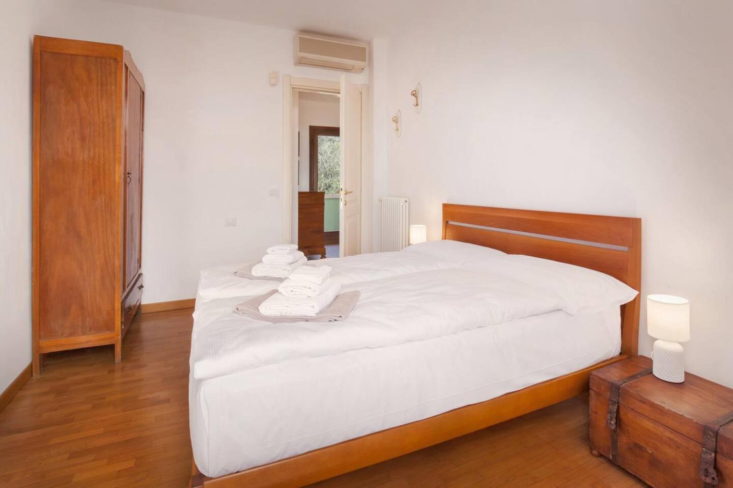 Three-Bedroom Villa photo 3
