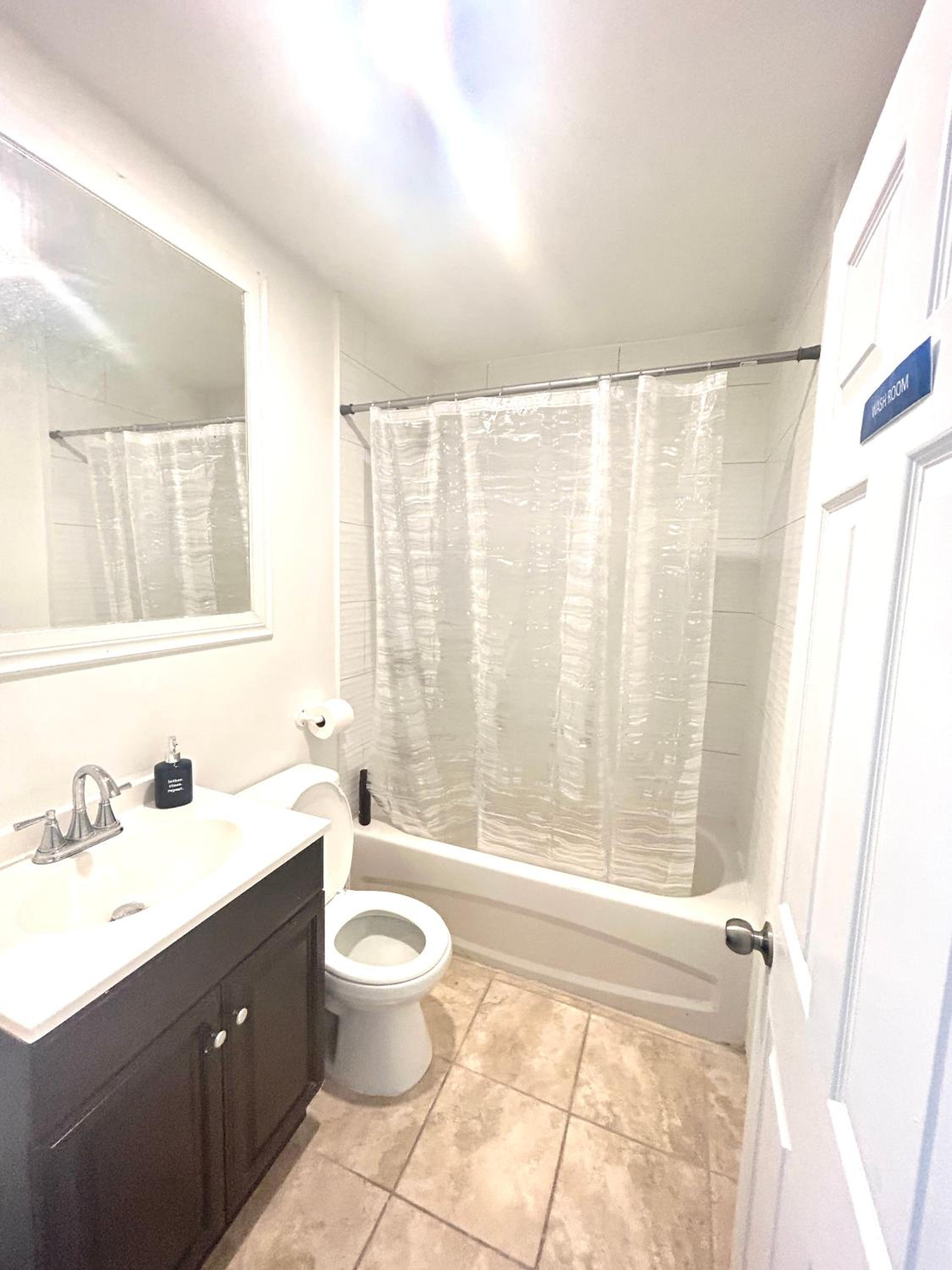 Budget Double Room photo 2