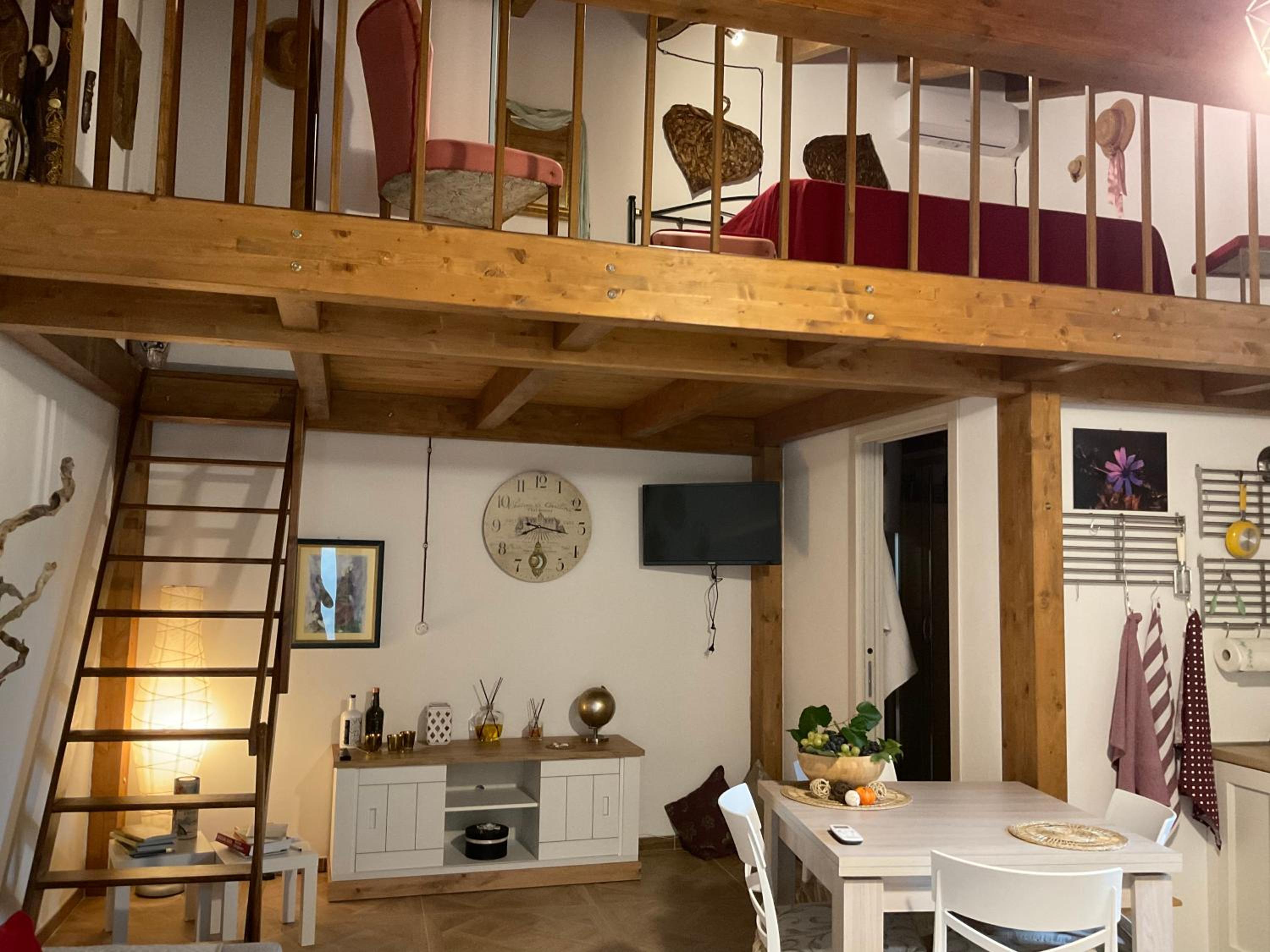 One-Bedroom House photo 1