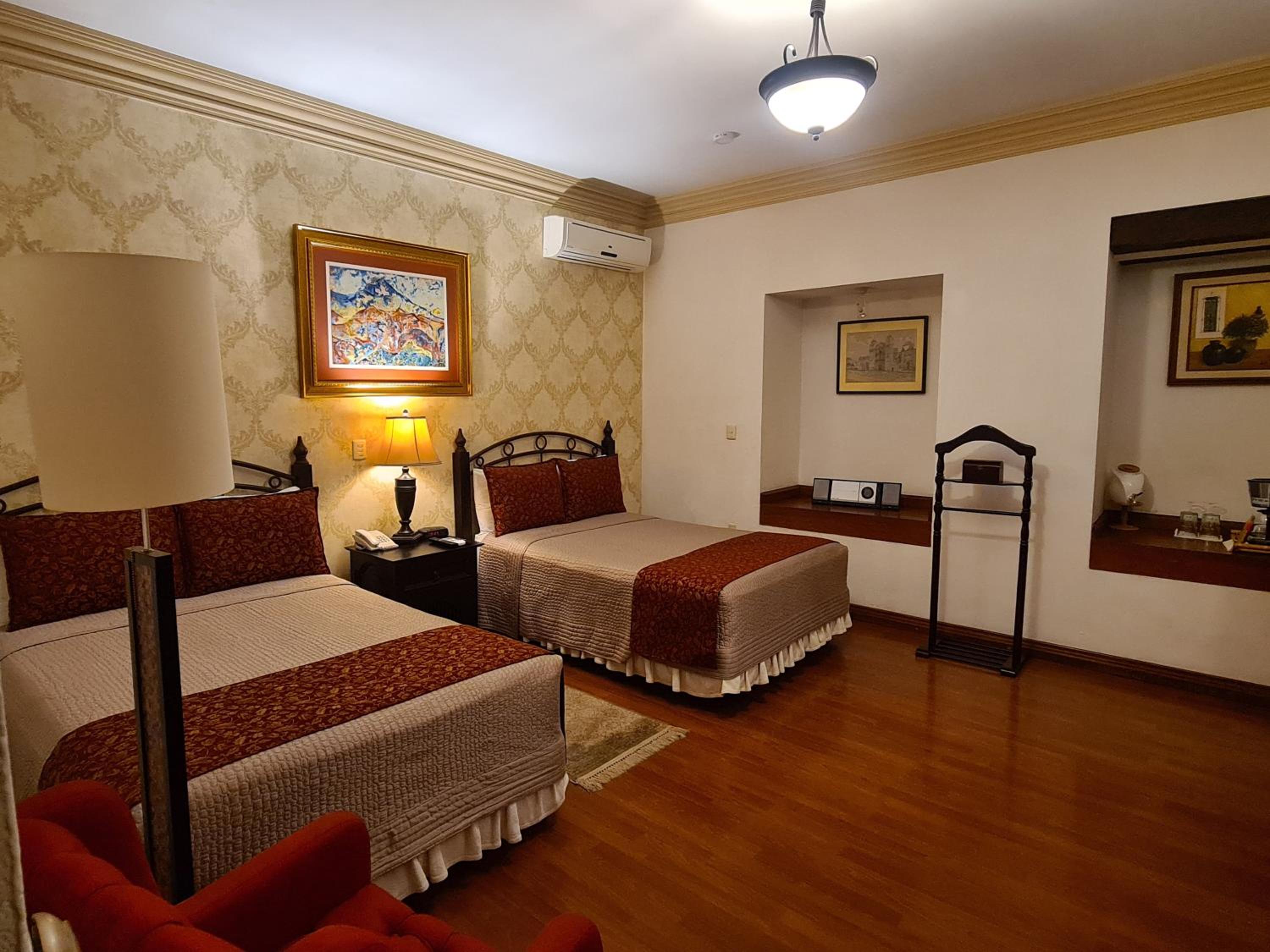 Junior Suite - Photo 8