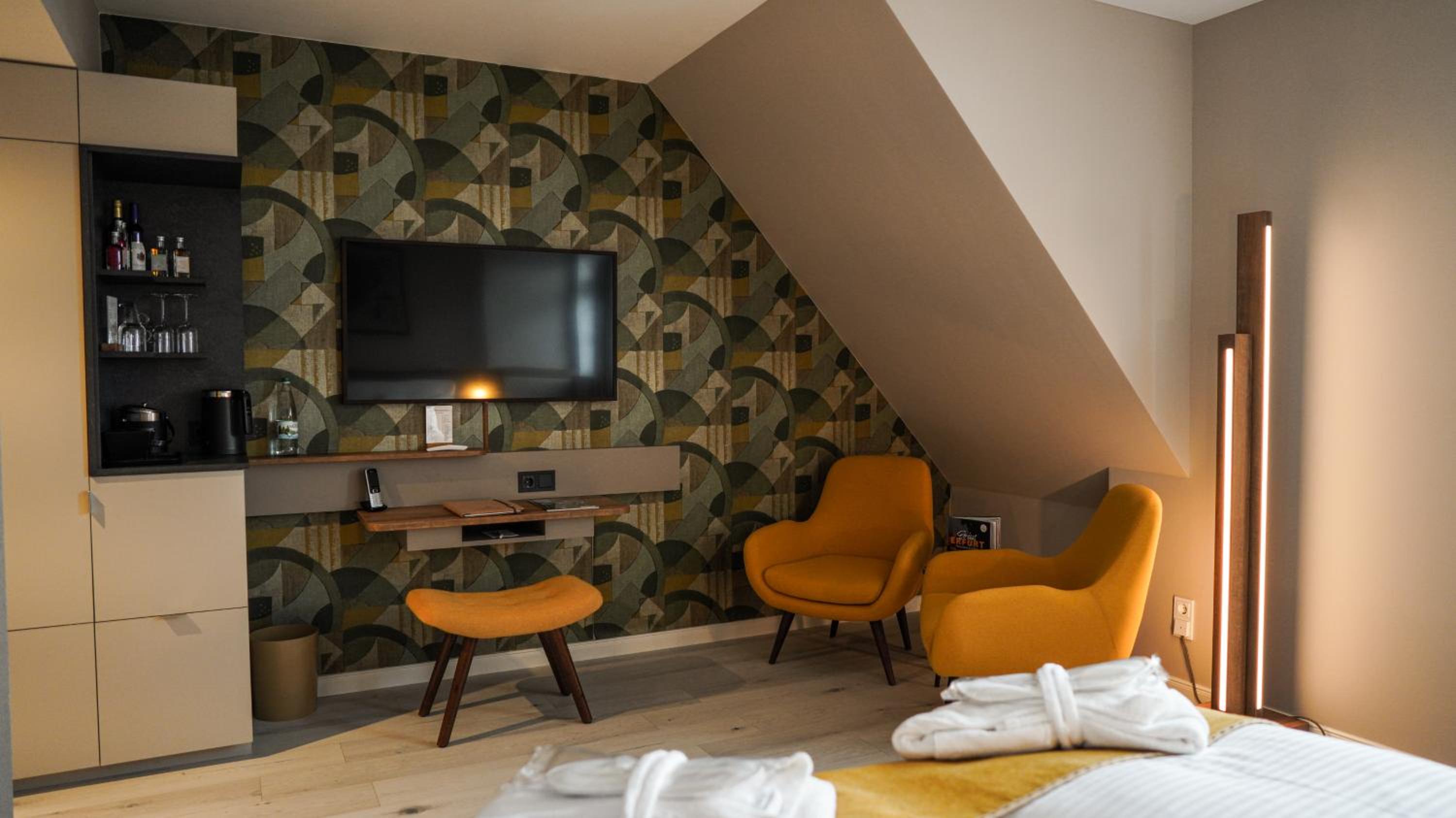 Superior King Room - Photo 2
