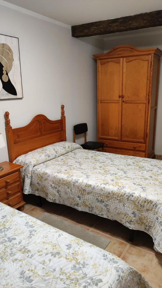 Large Twin Room photo 2