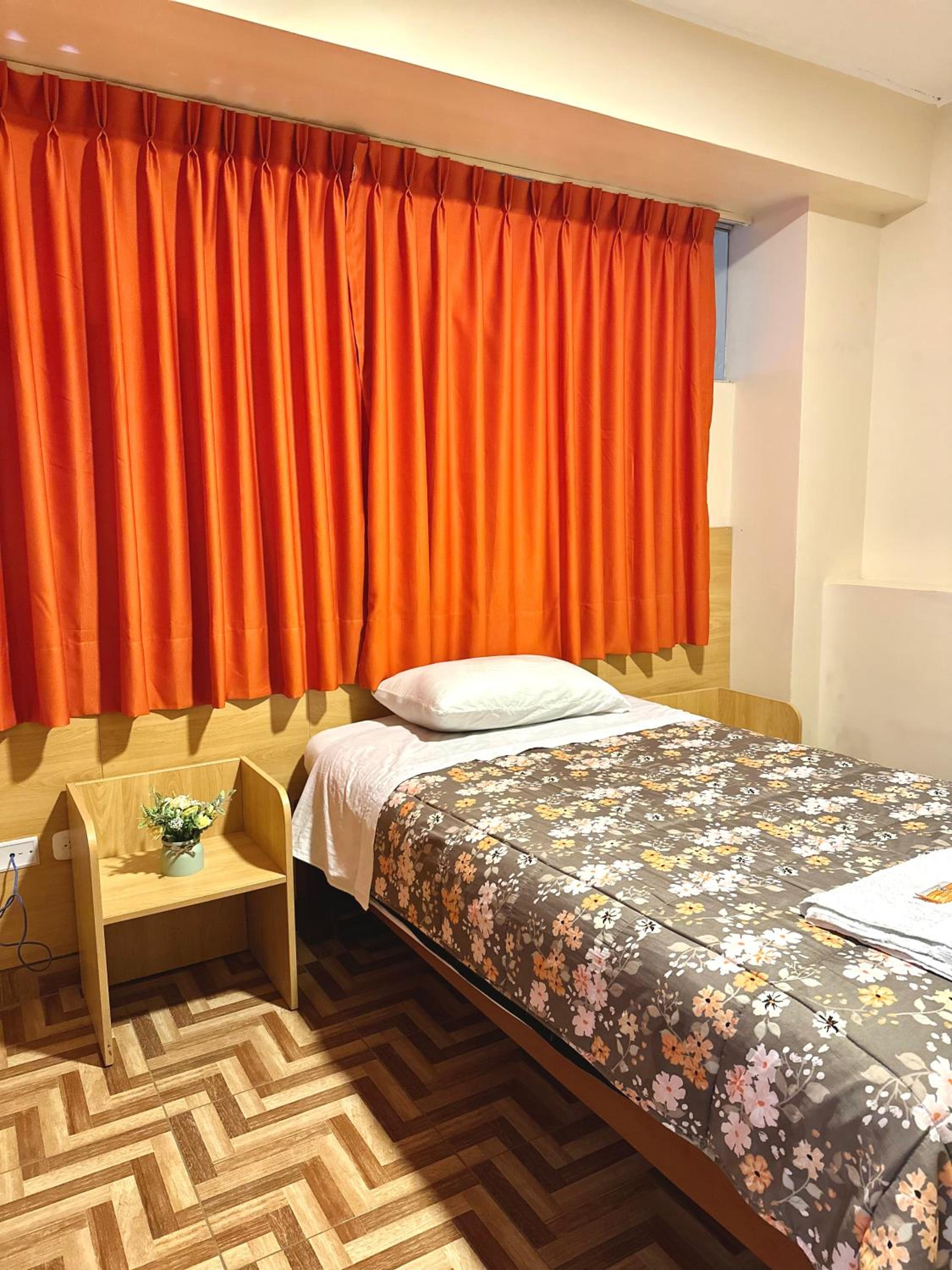 Single Room photo 1