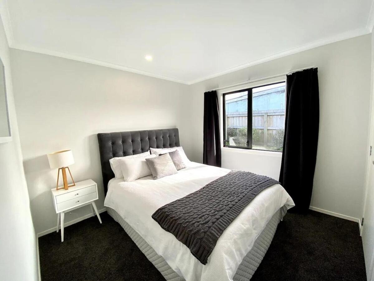 Four-Bedroom House photo 3