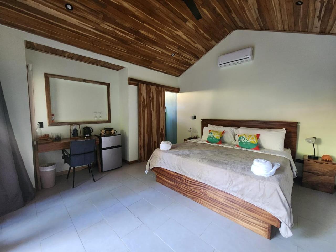 Deluxe Bungalow with Garden View