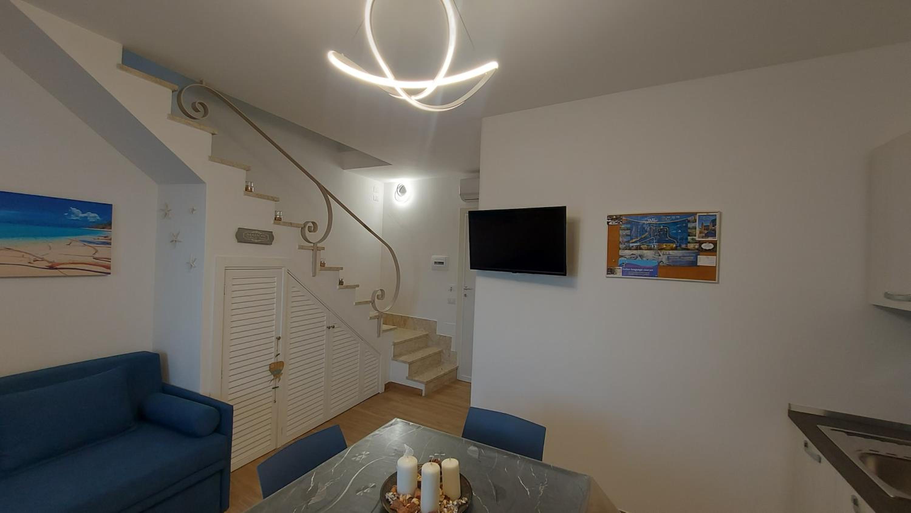 One-Bedroom House - Photo 29