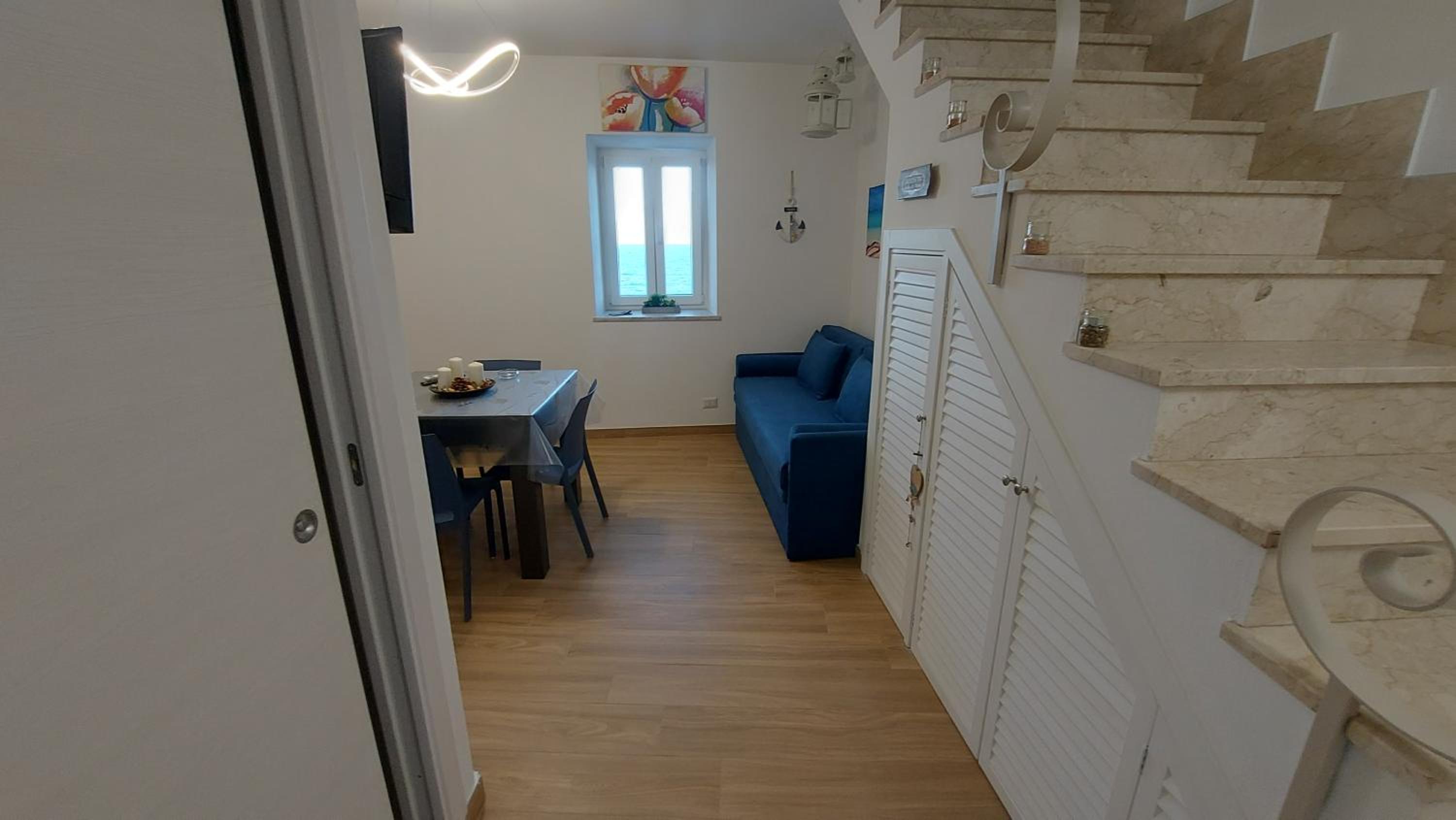 One-Bedroom House - Photo 30