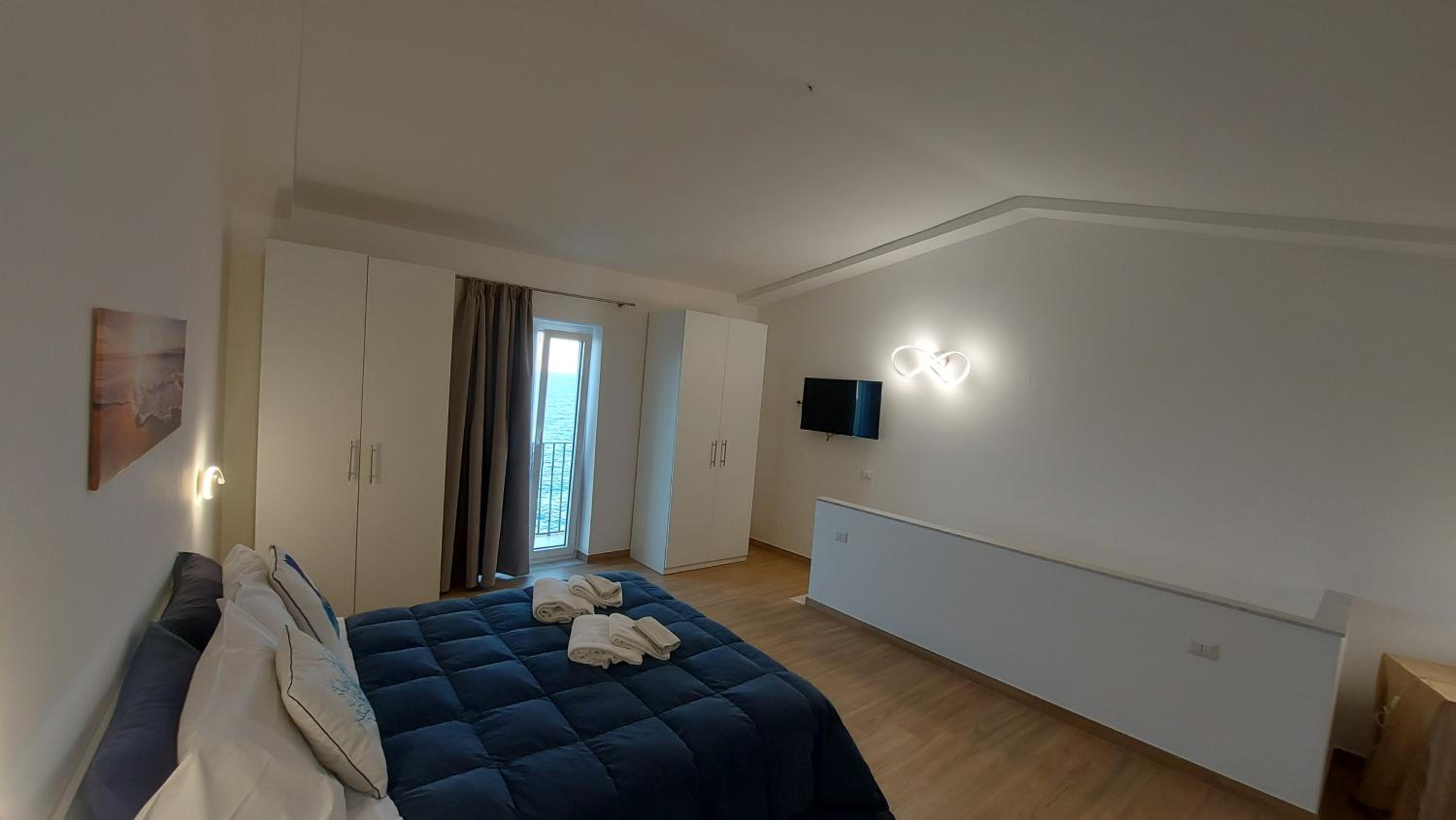 One-Bedroom House - Photo 5