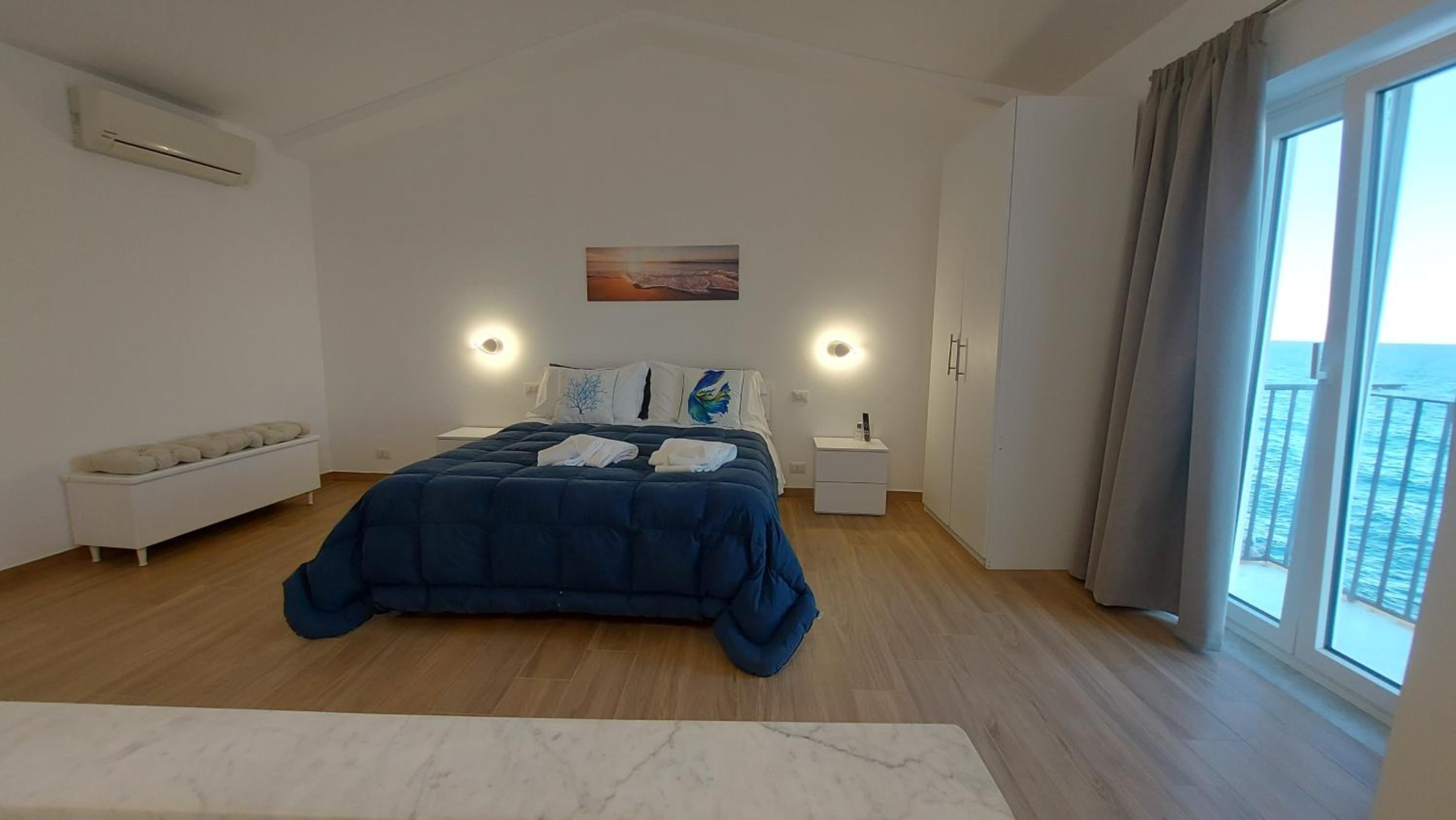 One-Bedroom House - Photo 7