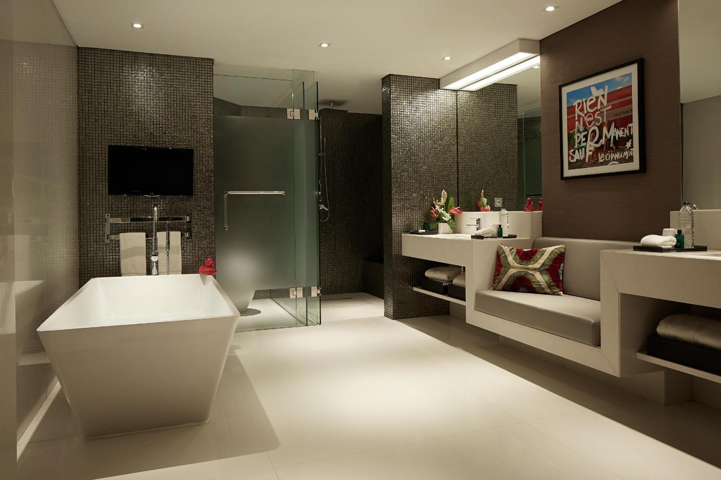 Penthouse Suite with Ocean View