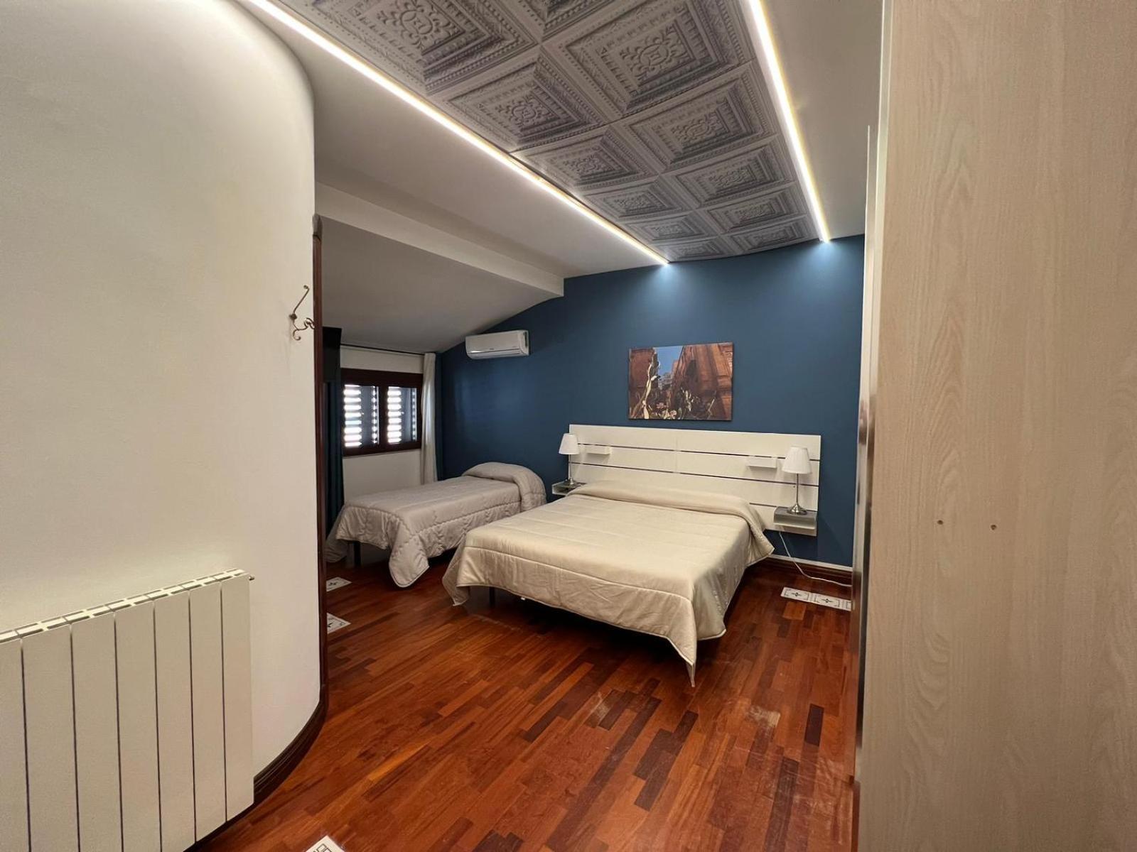 Quadruple Room with Terrace - Photo 6