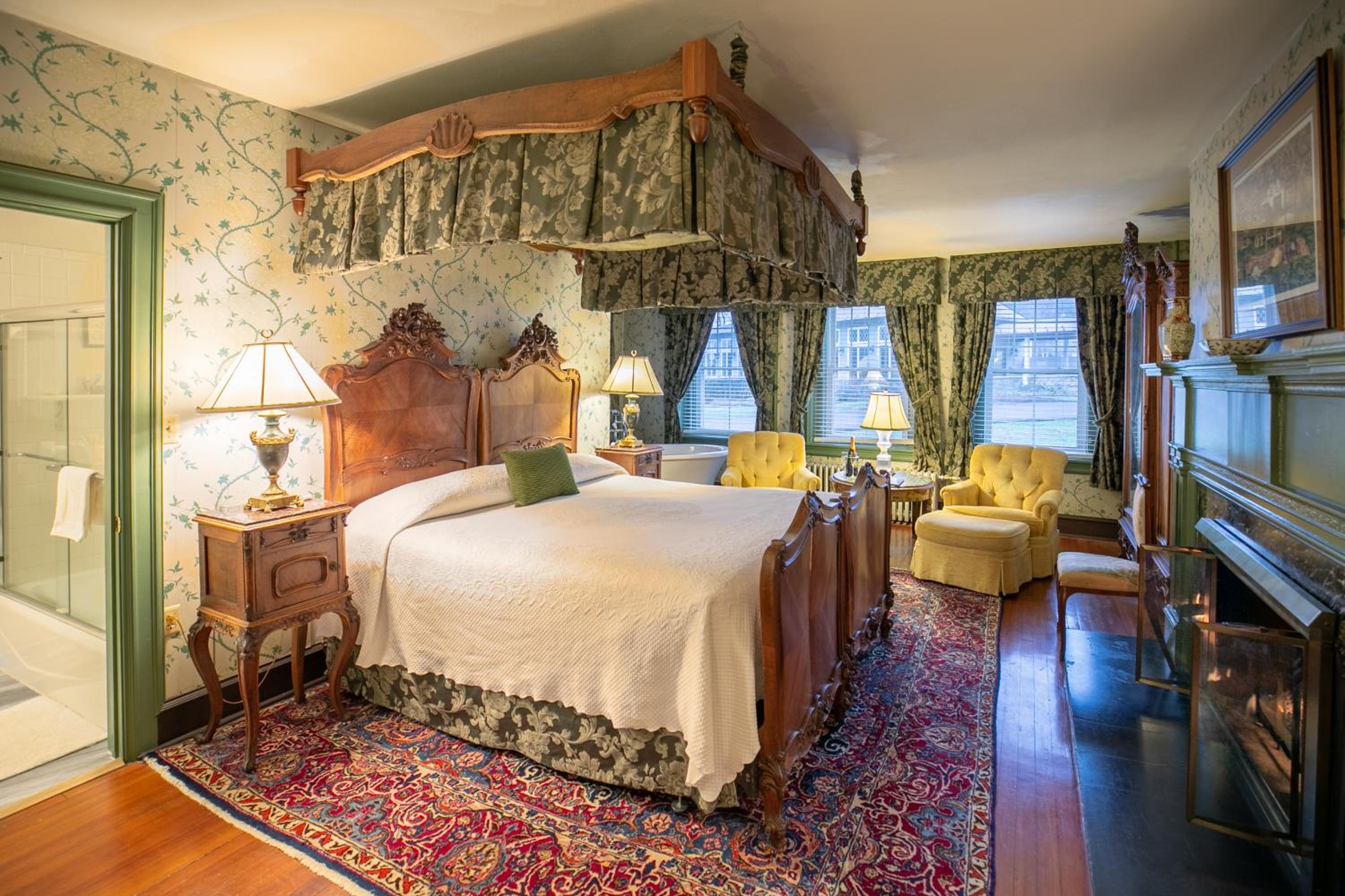 King Room with Spa Bath