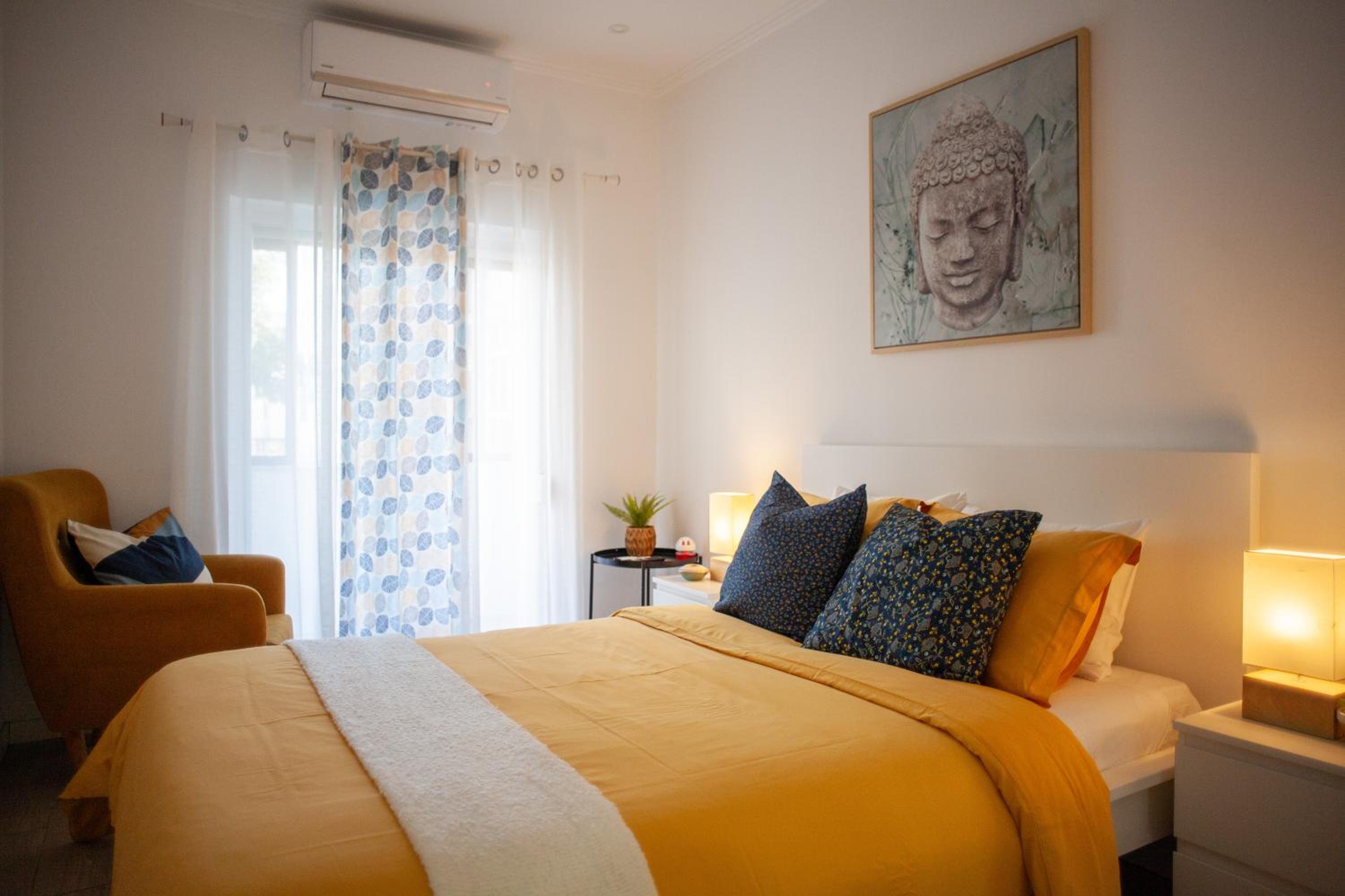 Apartment with Balcony photo 1