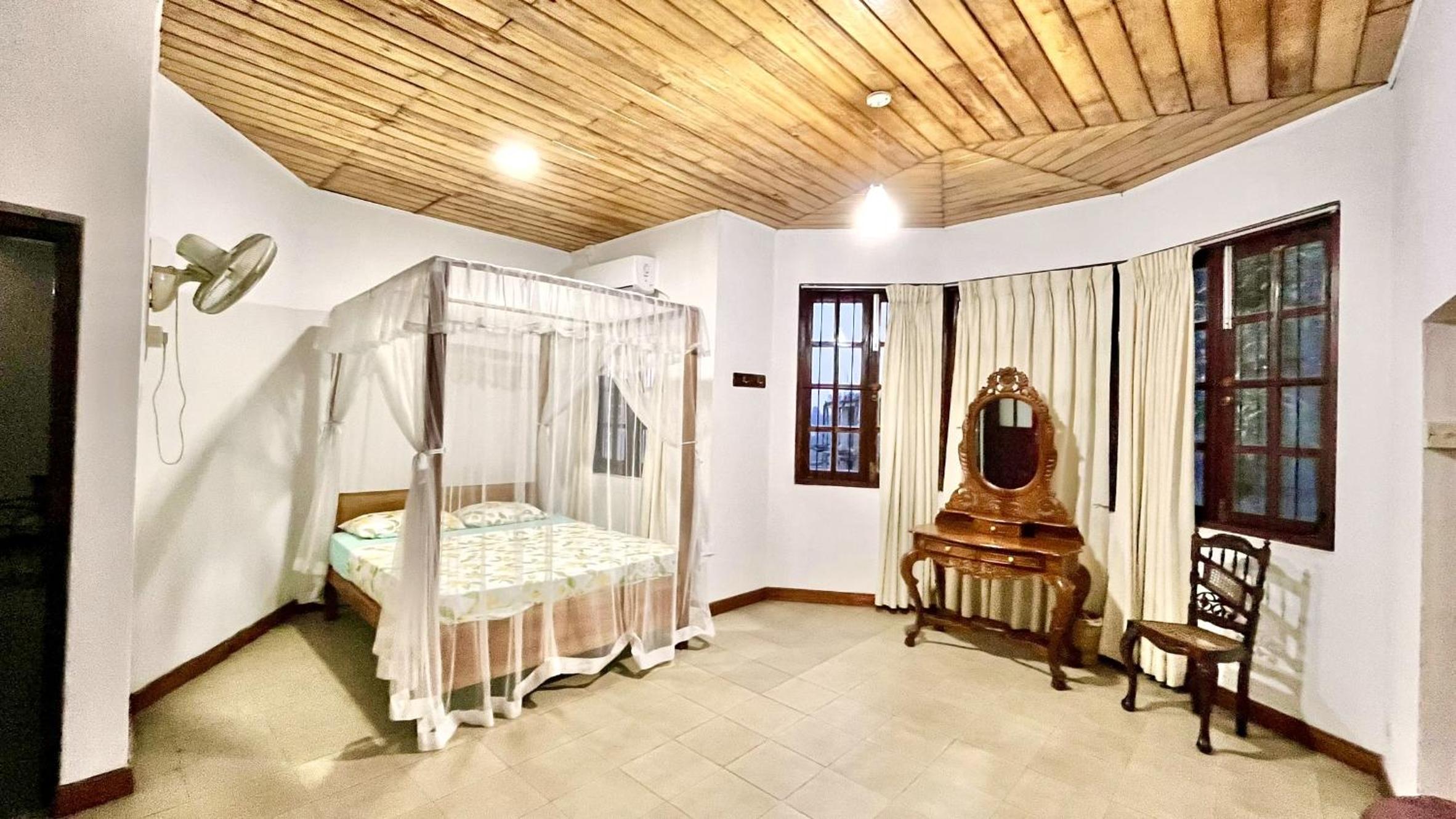 King Room with Mountain View photo 1