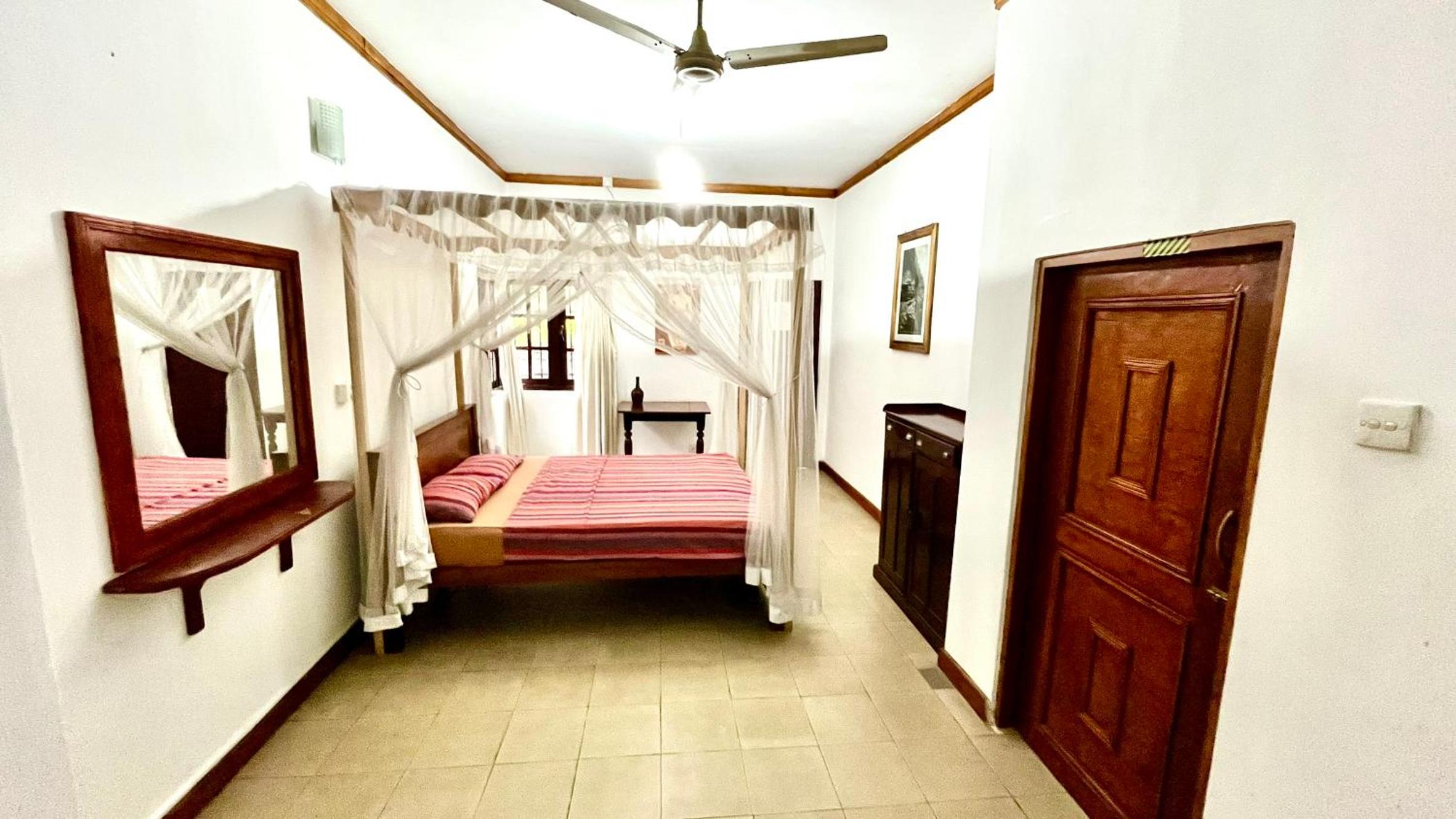 Deluxe Double Room with Balcony photo 1