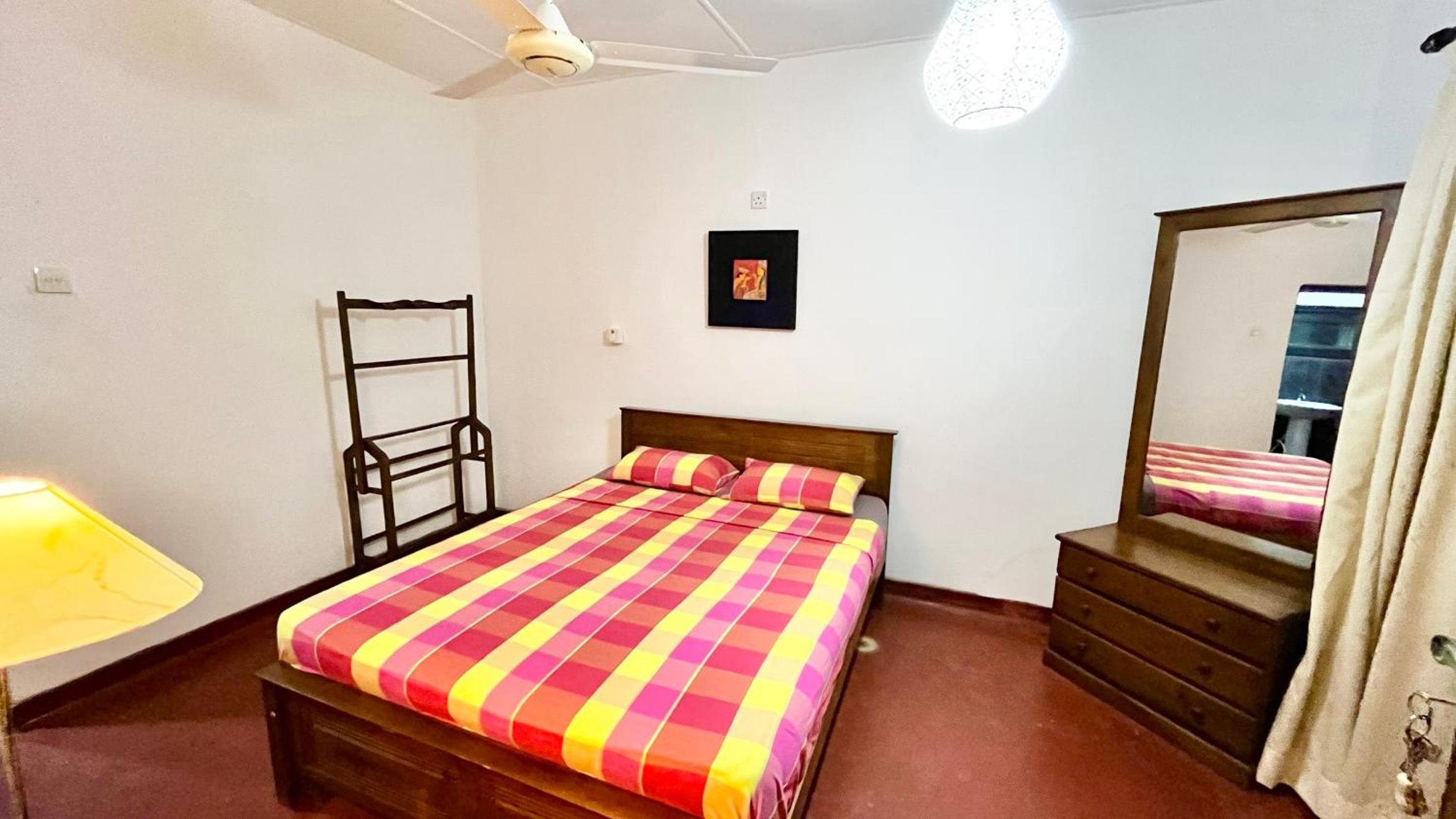 Budget Double Room photo 3