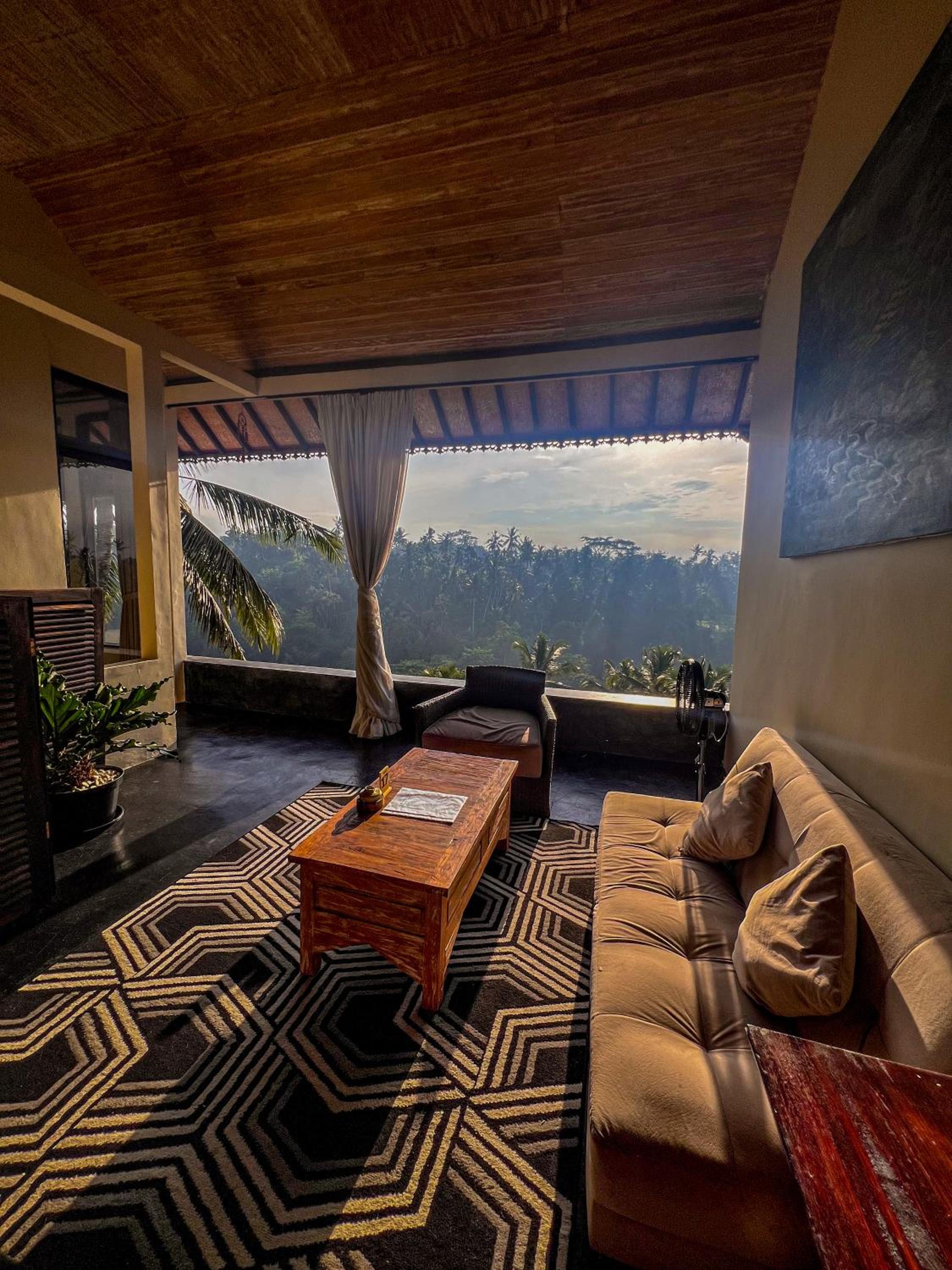 Standard King Room - Photo 2