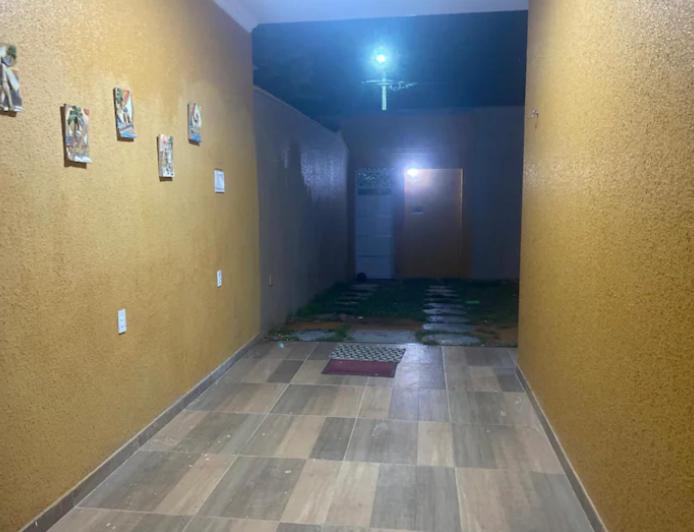 One-Bedroom House photo 1