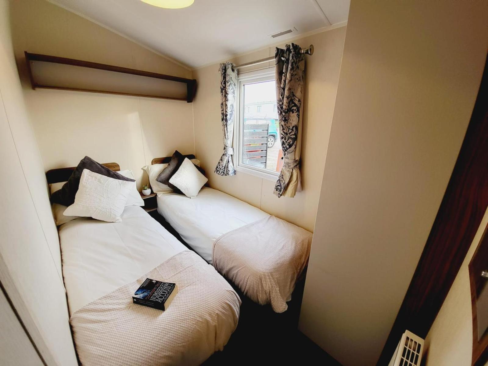 Caravan photo 2
