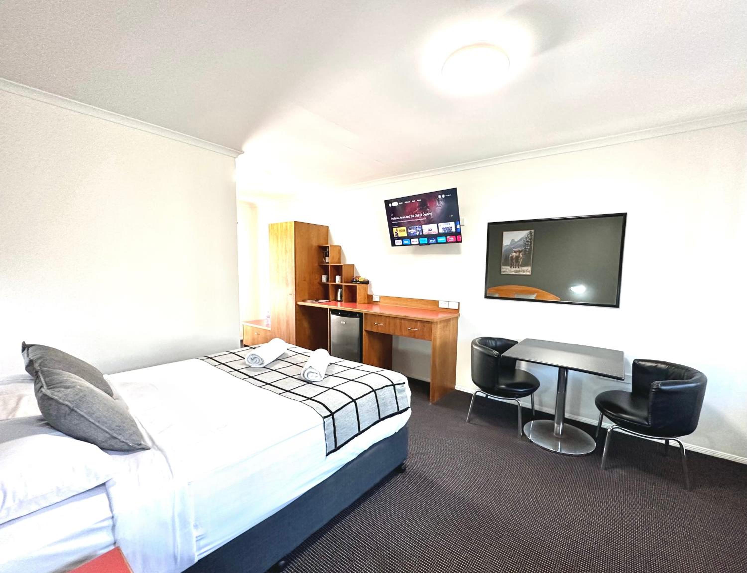 Standard Twin Room photo 2