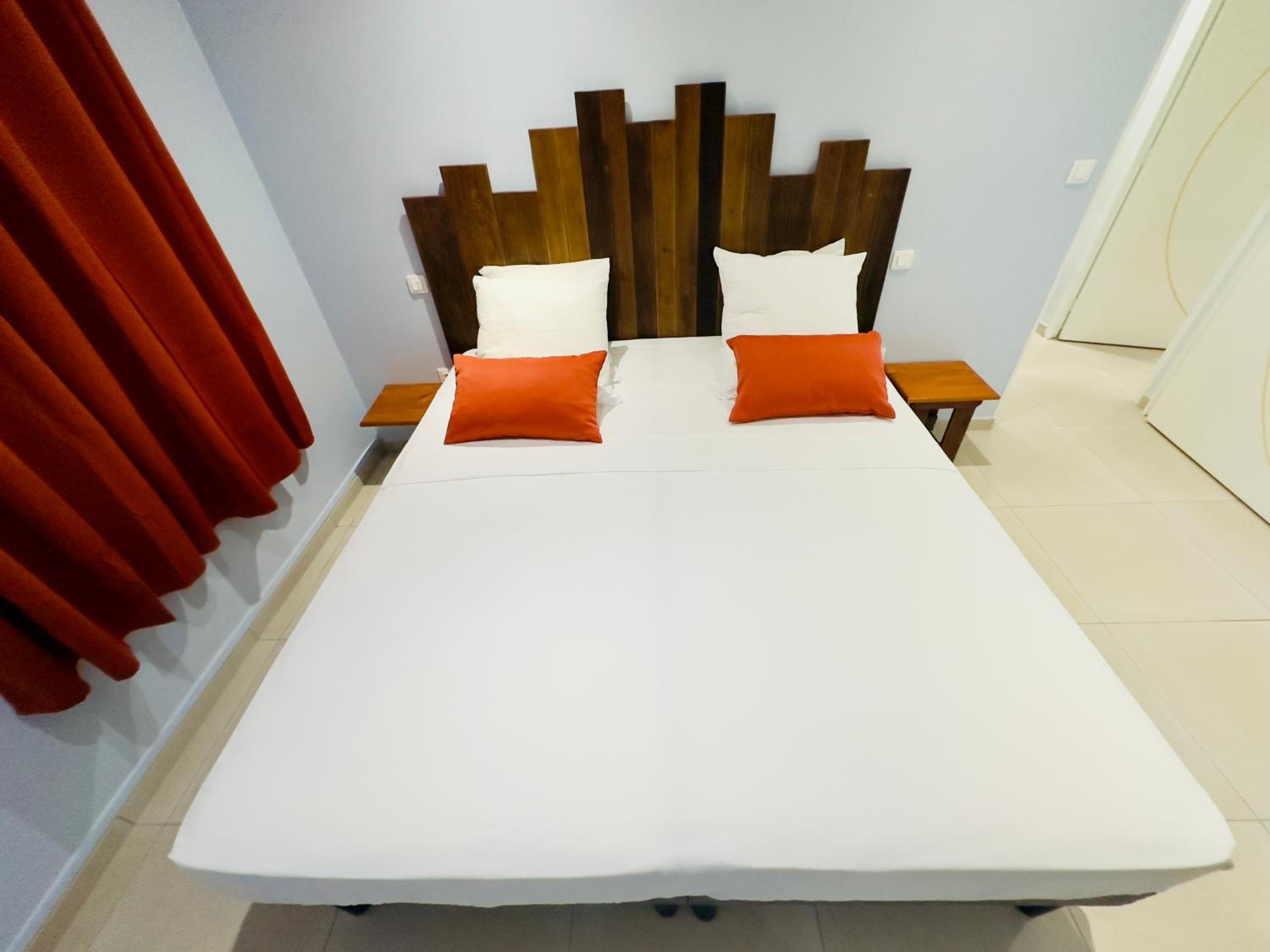 Two-Bedroom House photo 2