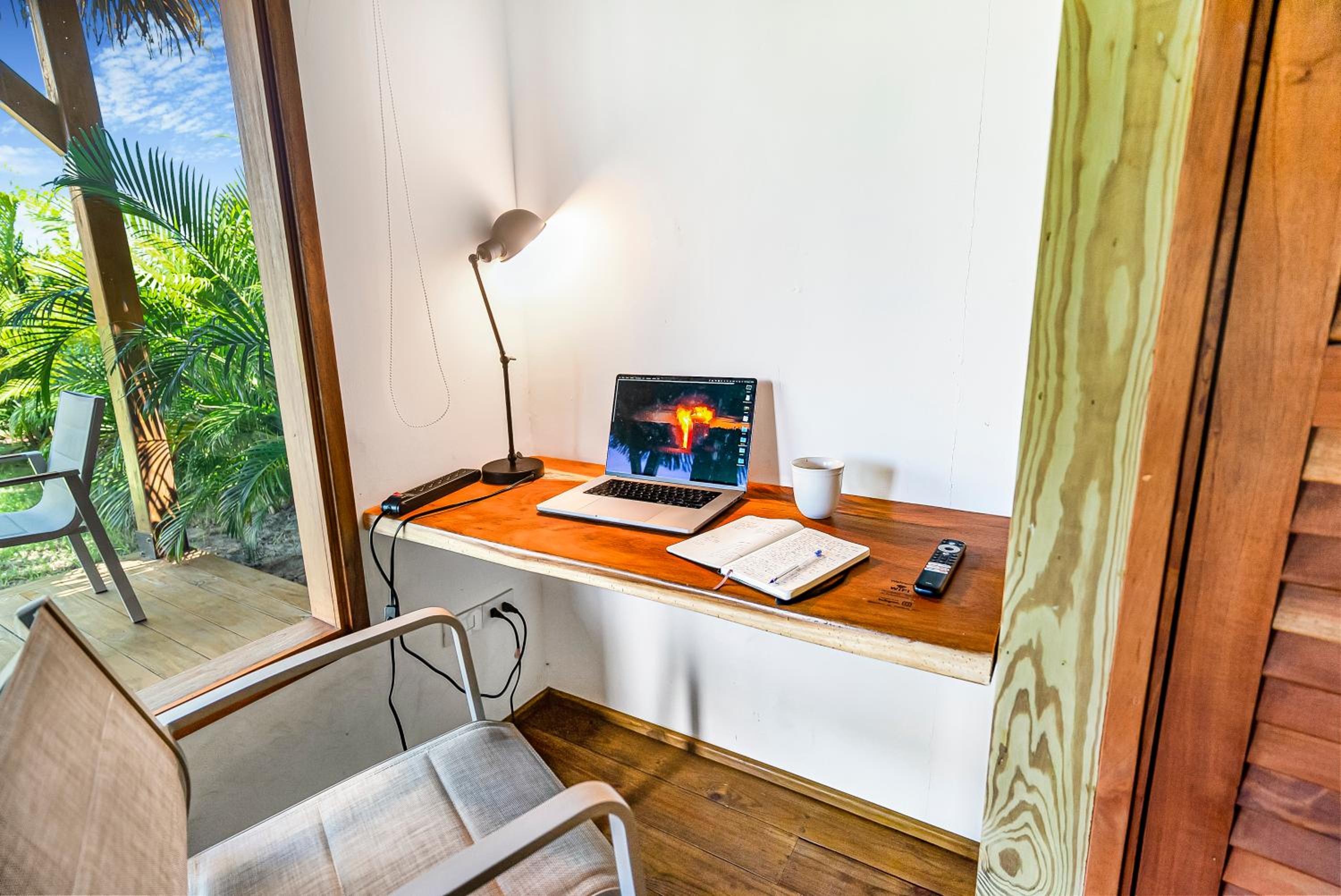 One-Bedroom House photo 2